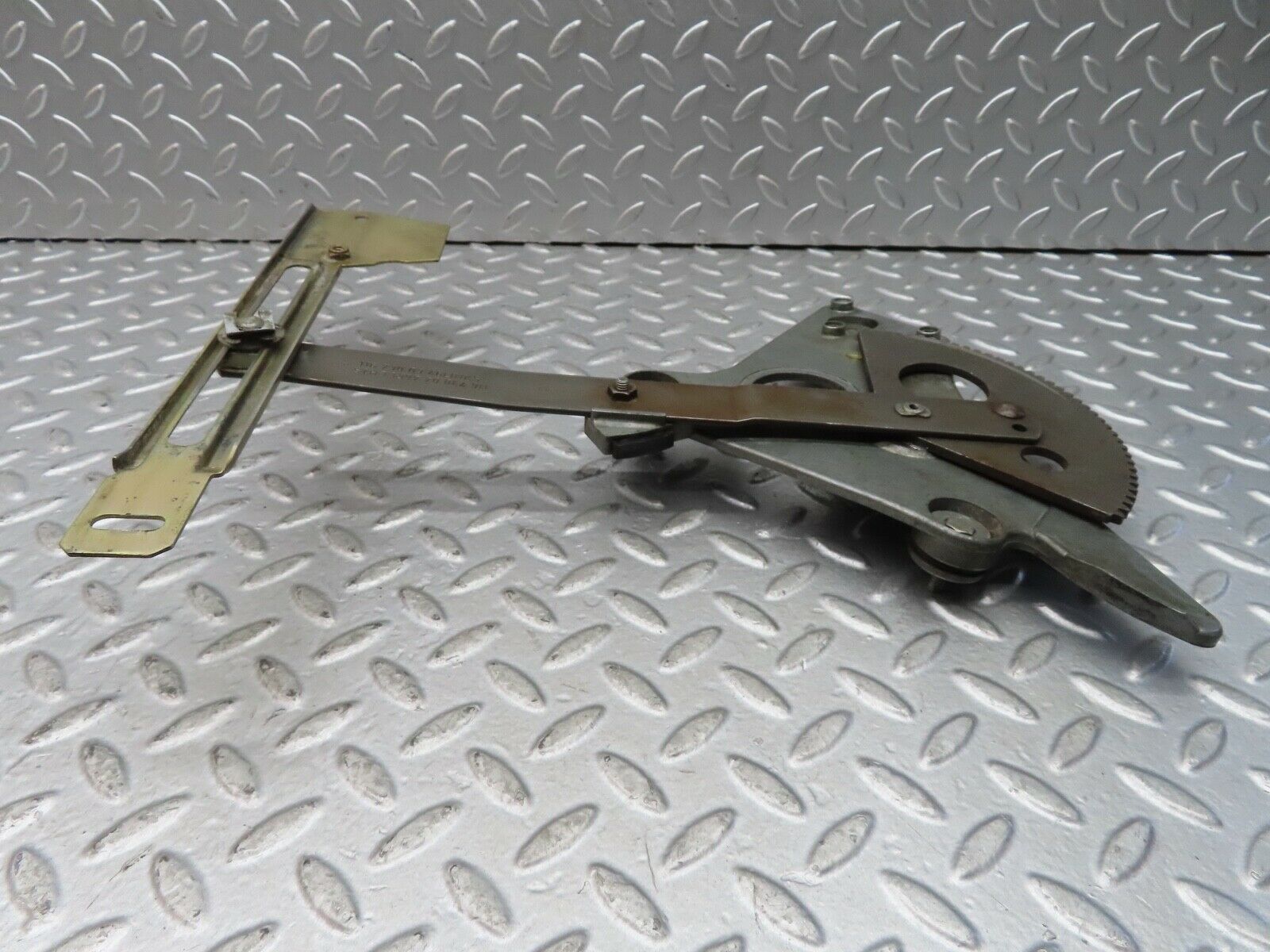 18782 Mercedes-Benz W116 Rear Left Power Window Regulator 1167300346