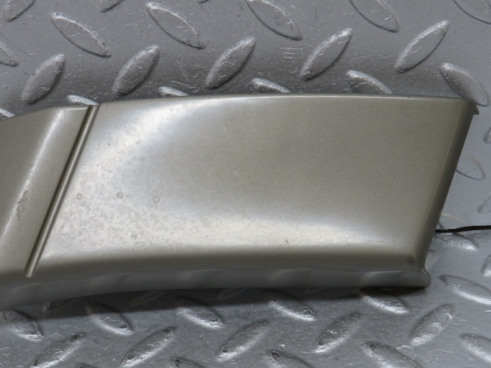 36008 Mercedes-Benz W126 420SE Rear Right Fender Wing Moulding Trim 1266904240