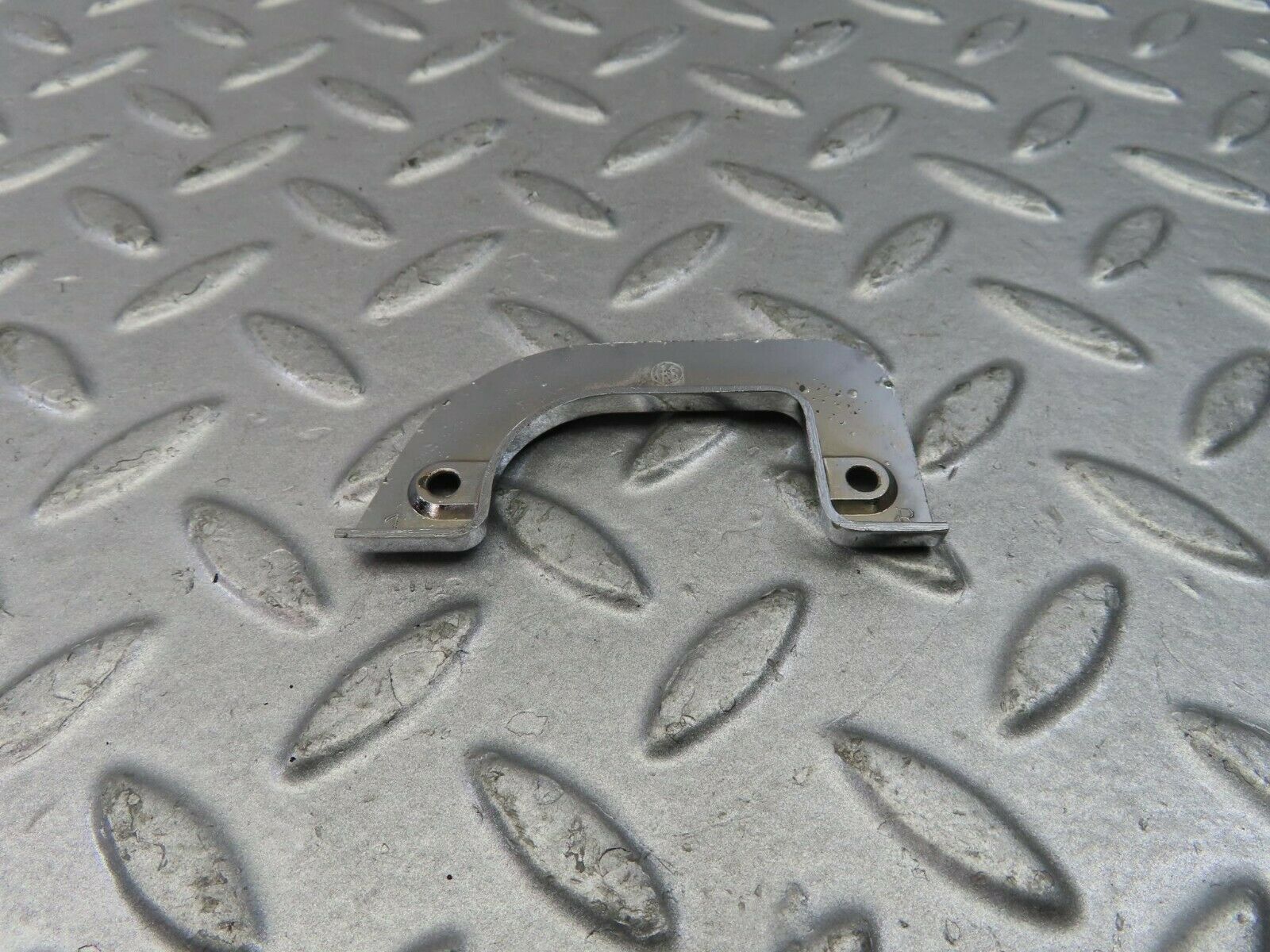 9055 Mercedes-Benz W115 Right Interior Chrome Door Latch Trim