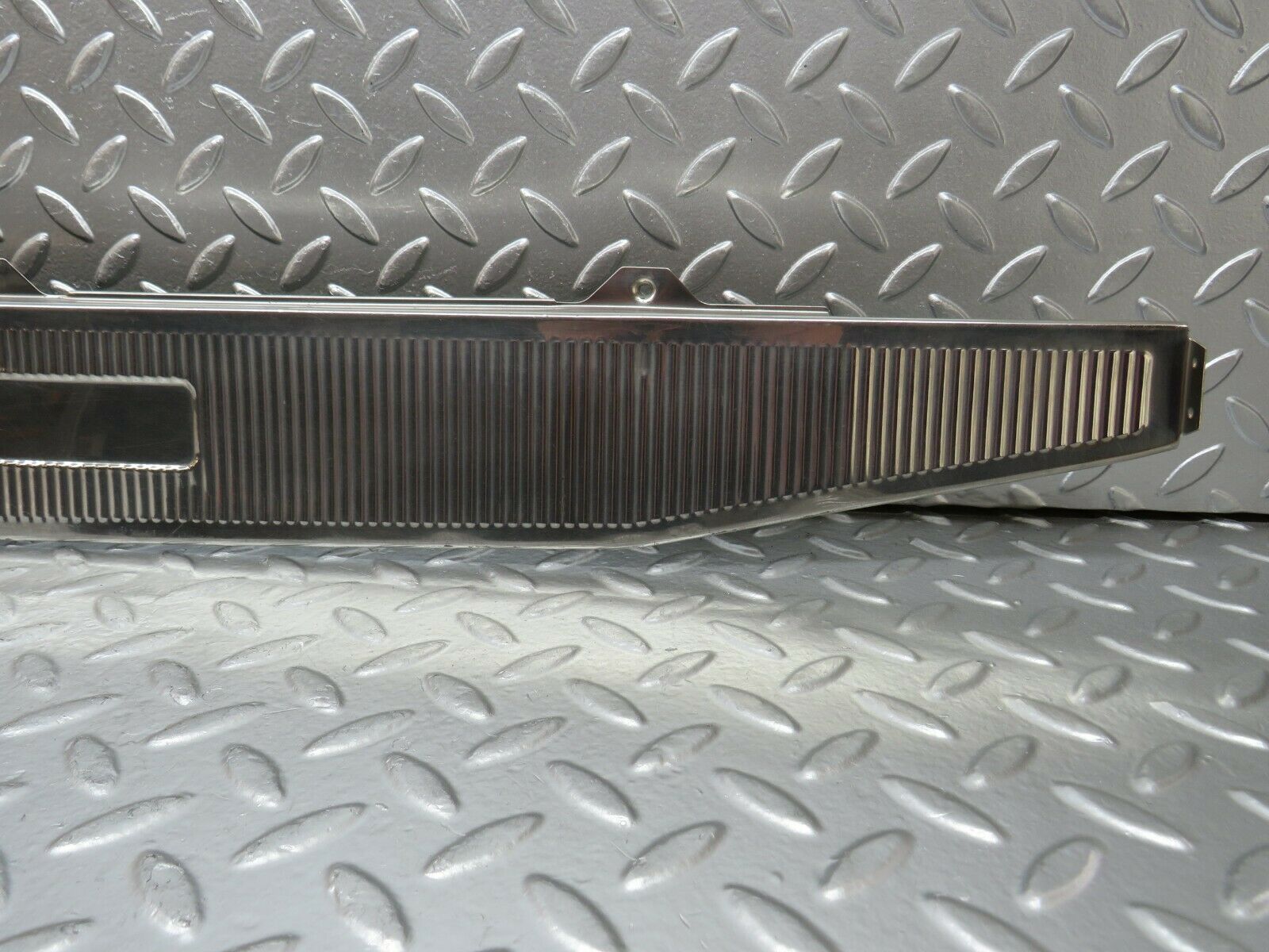 24412 Mercedes-Benz S124 220TE Wagon Trunk Edge Chrome Moulding 1246980089