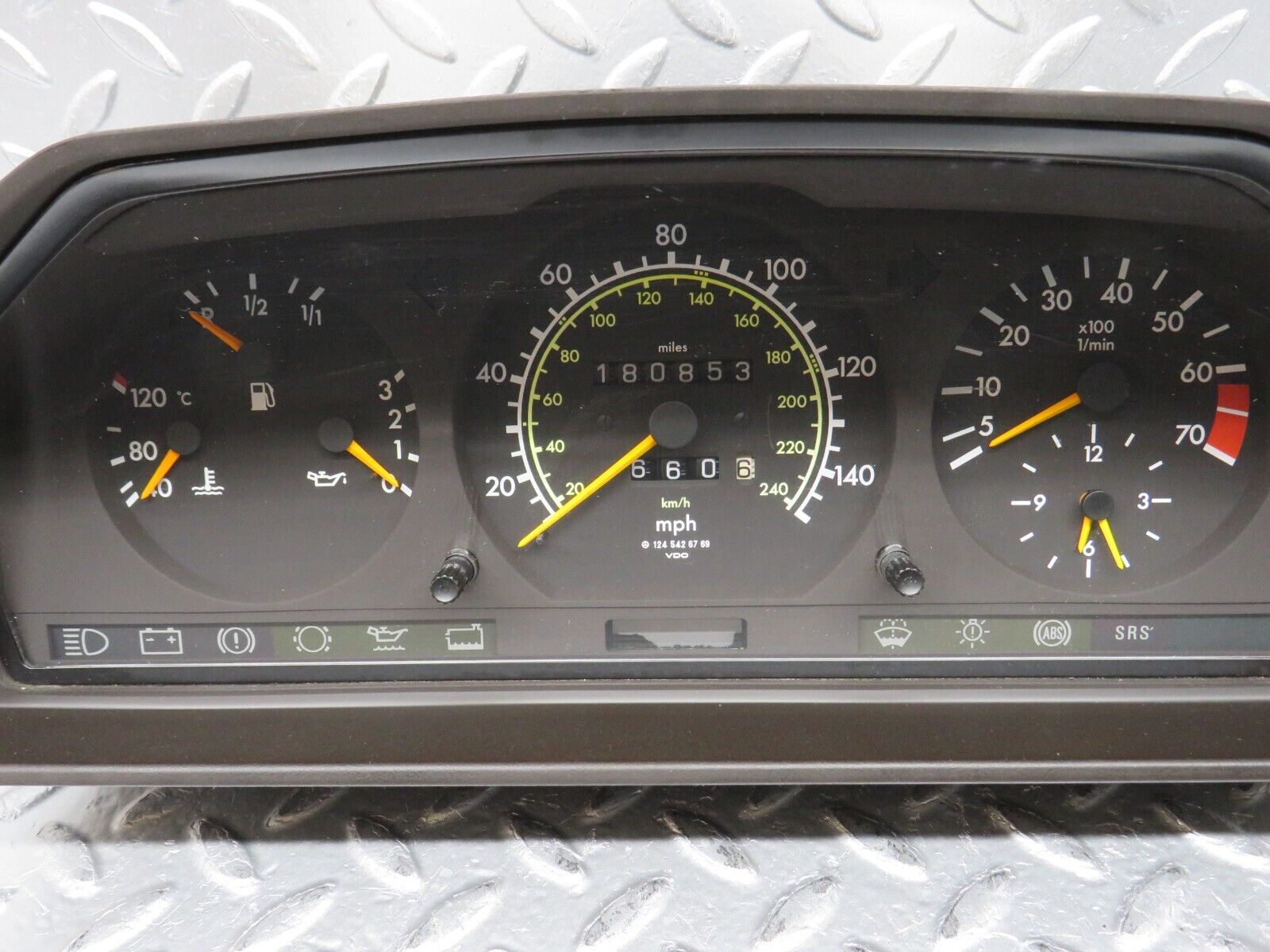 31490 Mercedes-Benz S124 220TE Wagon Instrument Cluster 1244400447 1245426769