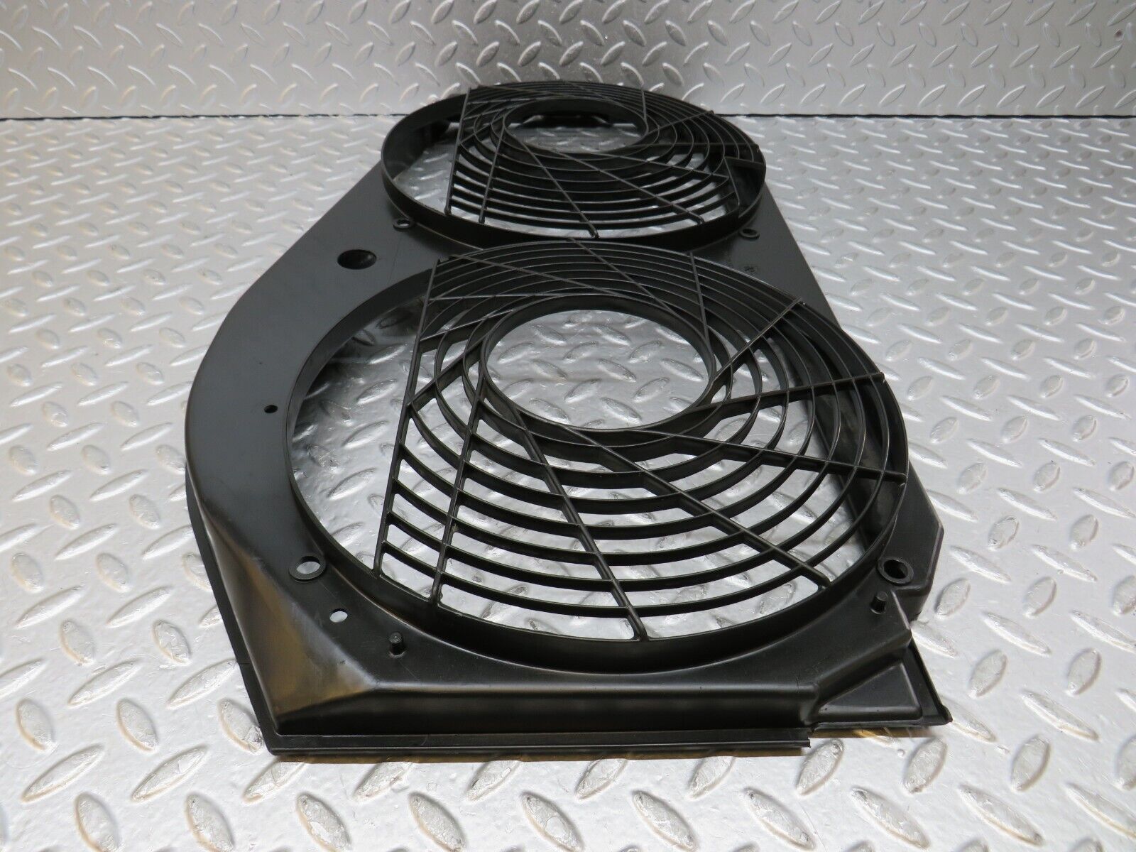 36193 Mercedes-Benz W126 420SE Radiator Fan Shroud Fan Cover 1265052355