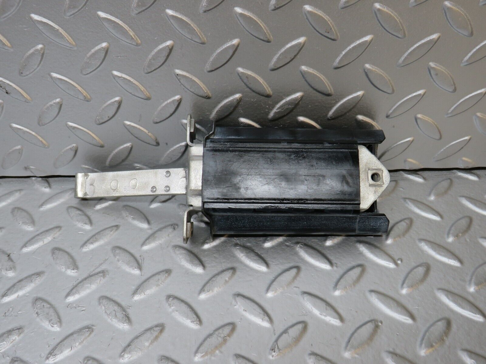 30262 Mercedes-Benz W124 230E Door Safety Check Strap