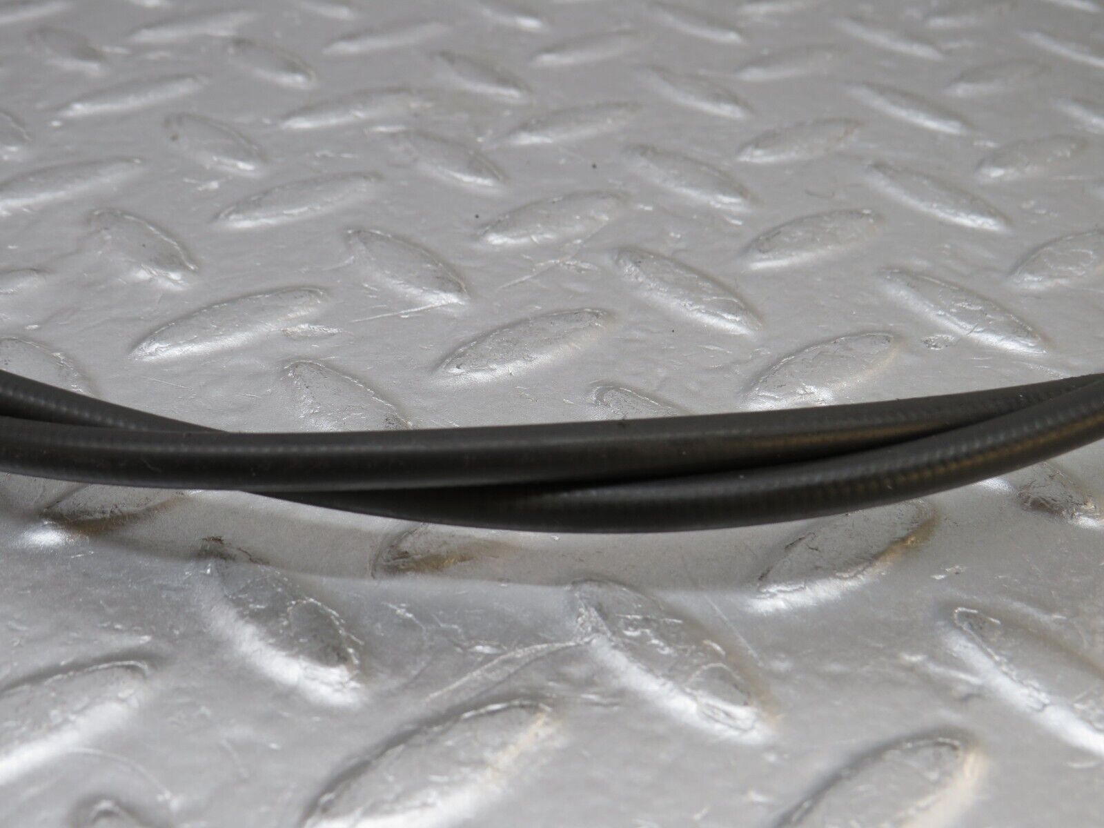 37541 Mercedes-Benz W109 300SEL Heater Hose Pipe 1098310494