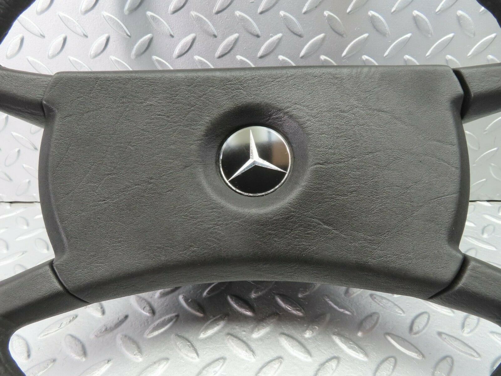 9918 Mercedes-Benz C123 230CE Coupe Steering Wheel 1264640017