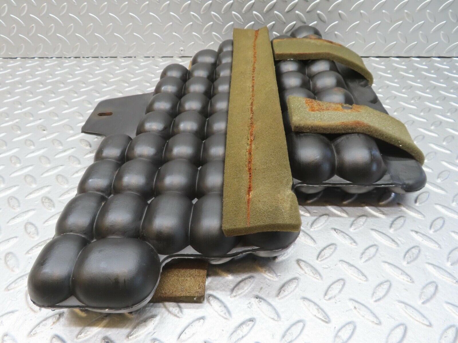 13487 Mercedes-Benz W123 200 Vacuum Reservoir Tank 1238001419