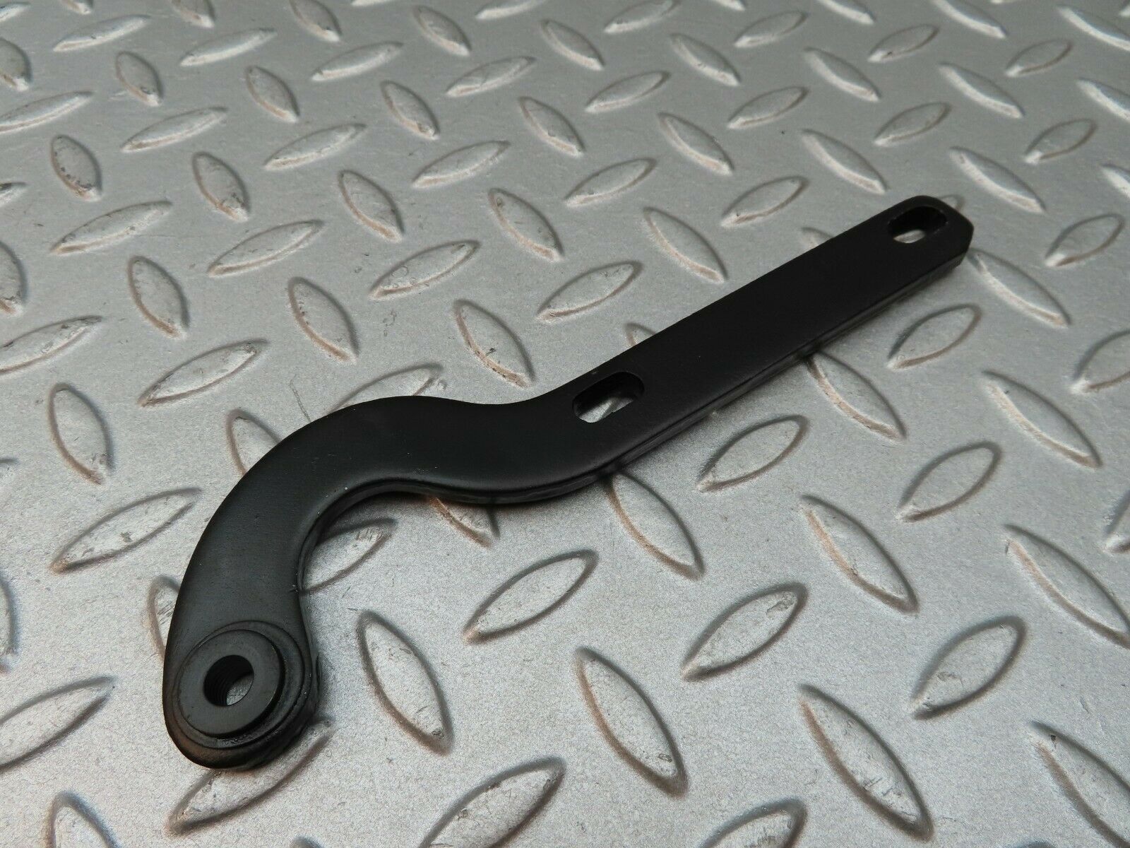 3624 Mercedes-Benz W115 220D Left Bonnet Hinge Support