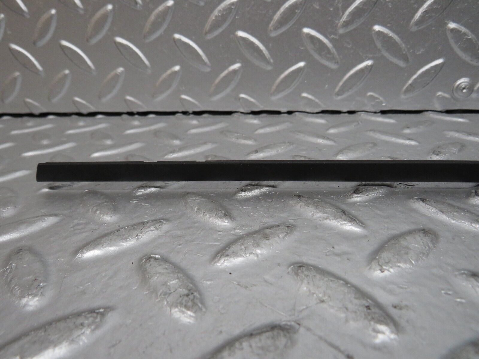 30180 Porsche 924 Rear Left Quarter Window Frame