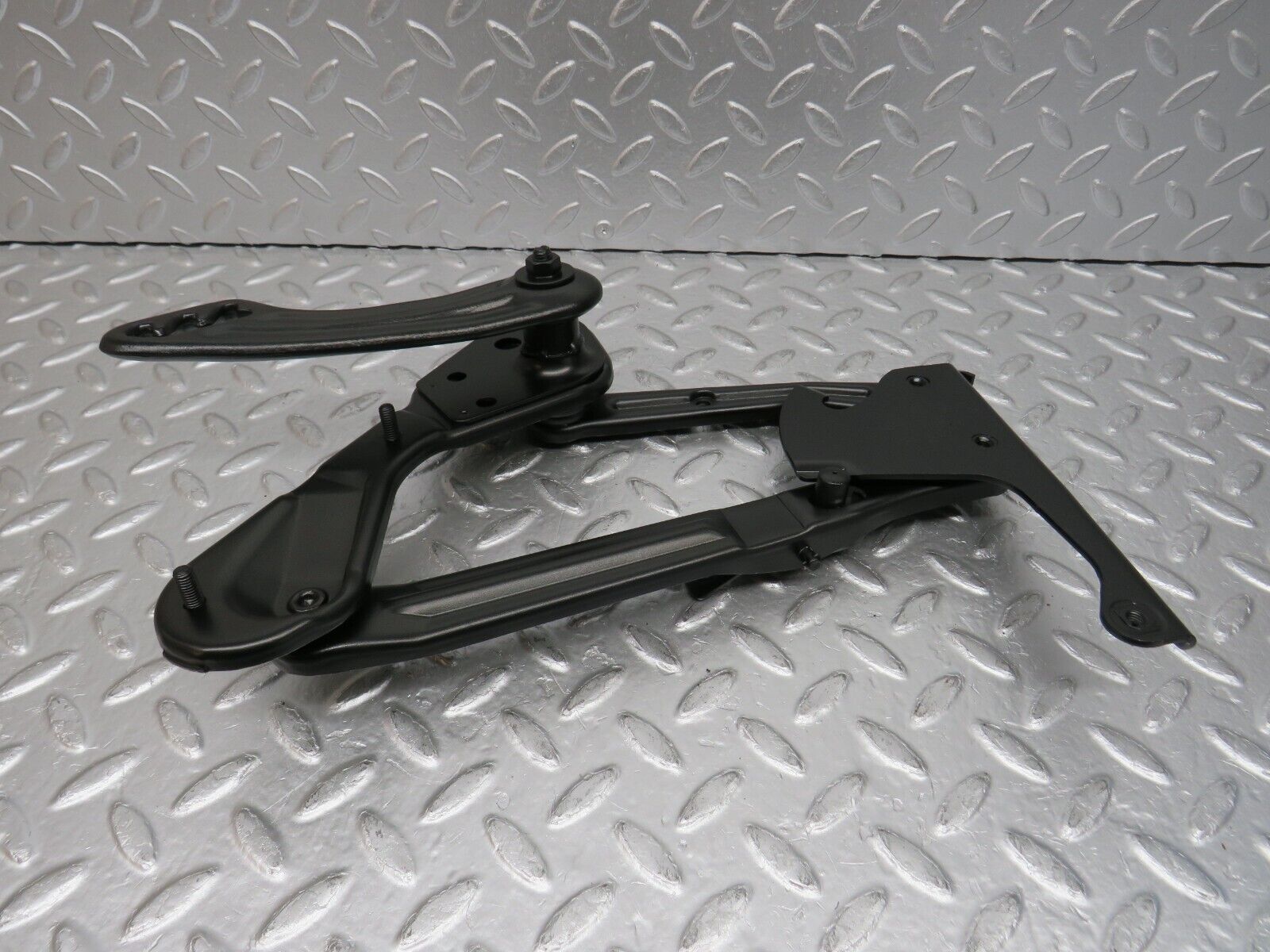 32526 Mercedes-Benz S124 300TE Wagon Bonnet Hinge Right 1248870174