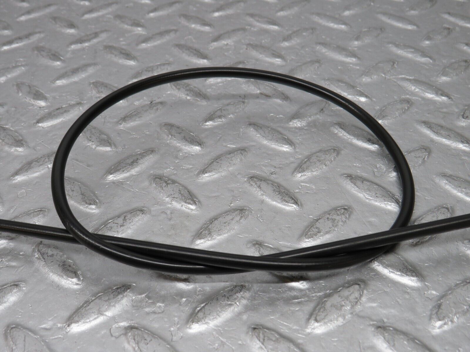 37804 Mercedes-Benz A124 320E Cabriolet Door Lock Cable