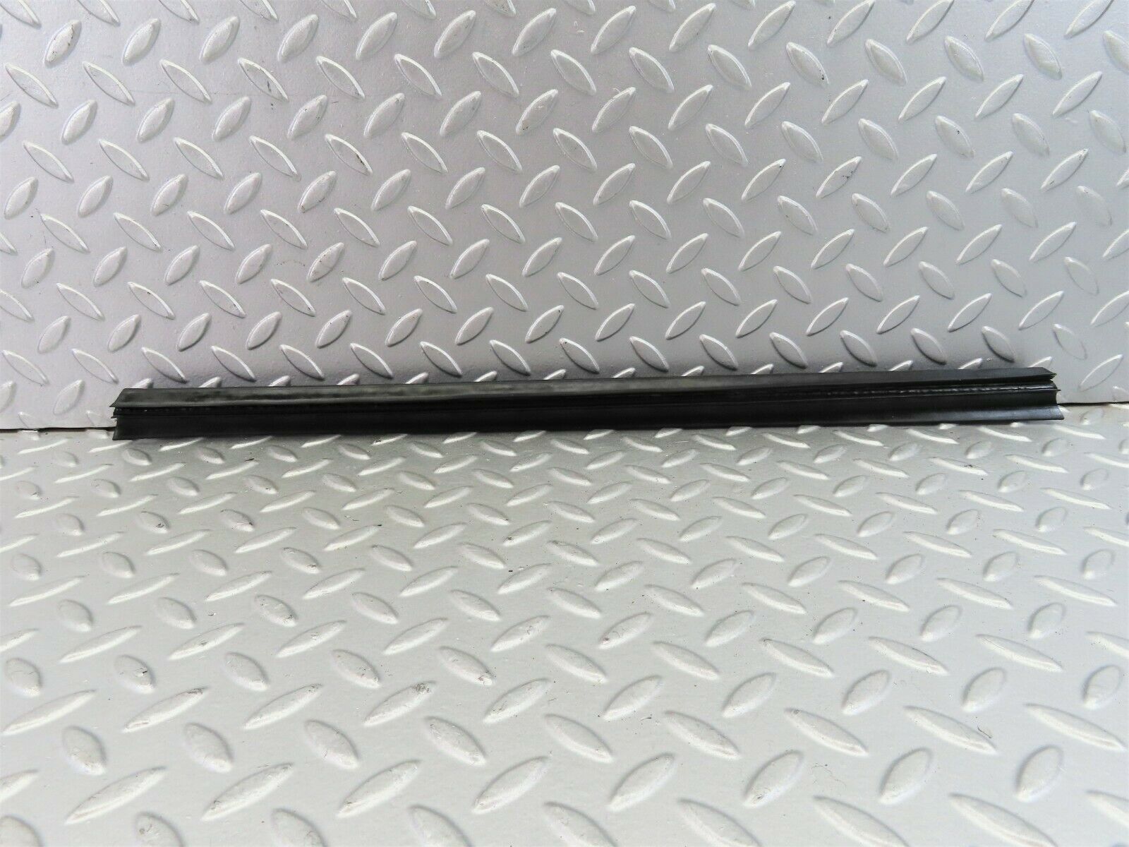 7611 Mercedes-Benz S123 230TE Wagon Inner Window Weatherstrip Seal Rear Left