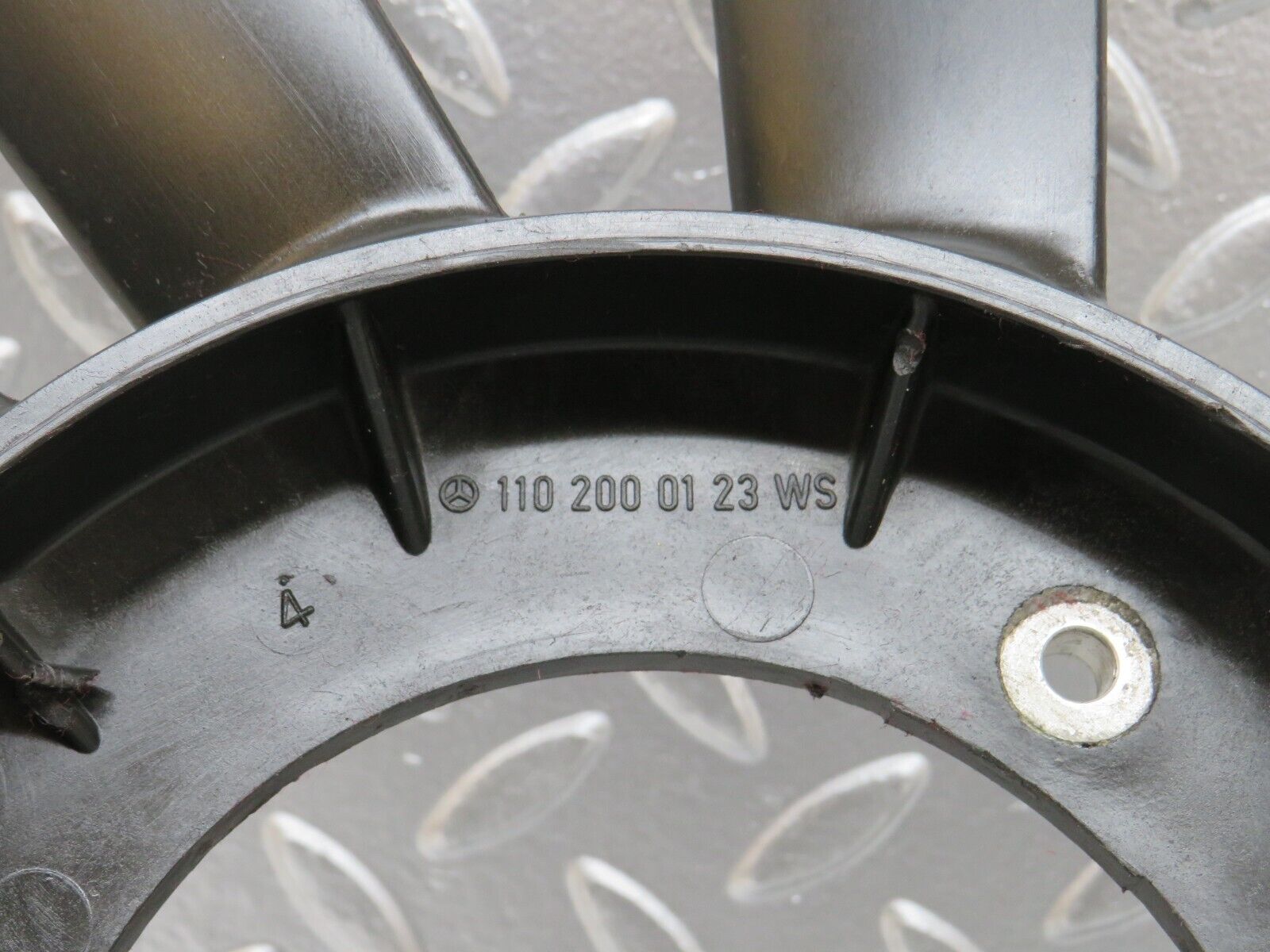 27377 Mercedes-Benz W123 280E Engine Cooling Fan 1102000123