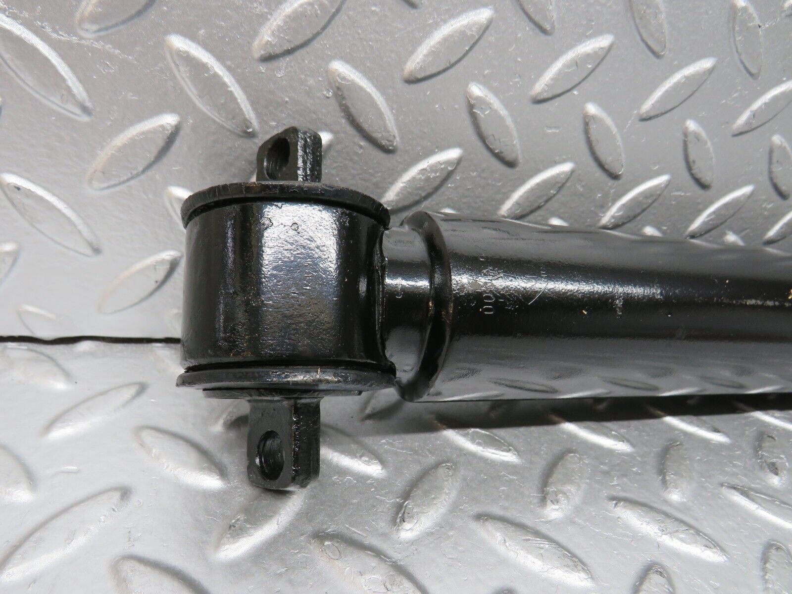 0822 Mercedes-Benz C107 350SLC Coupe Shock Absorber Rear