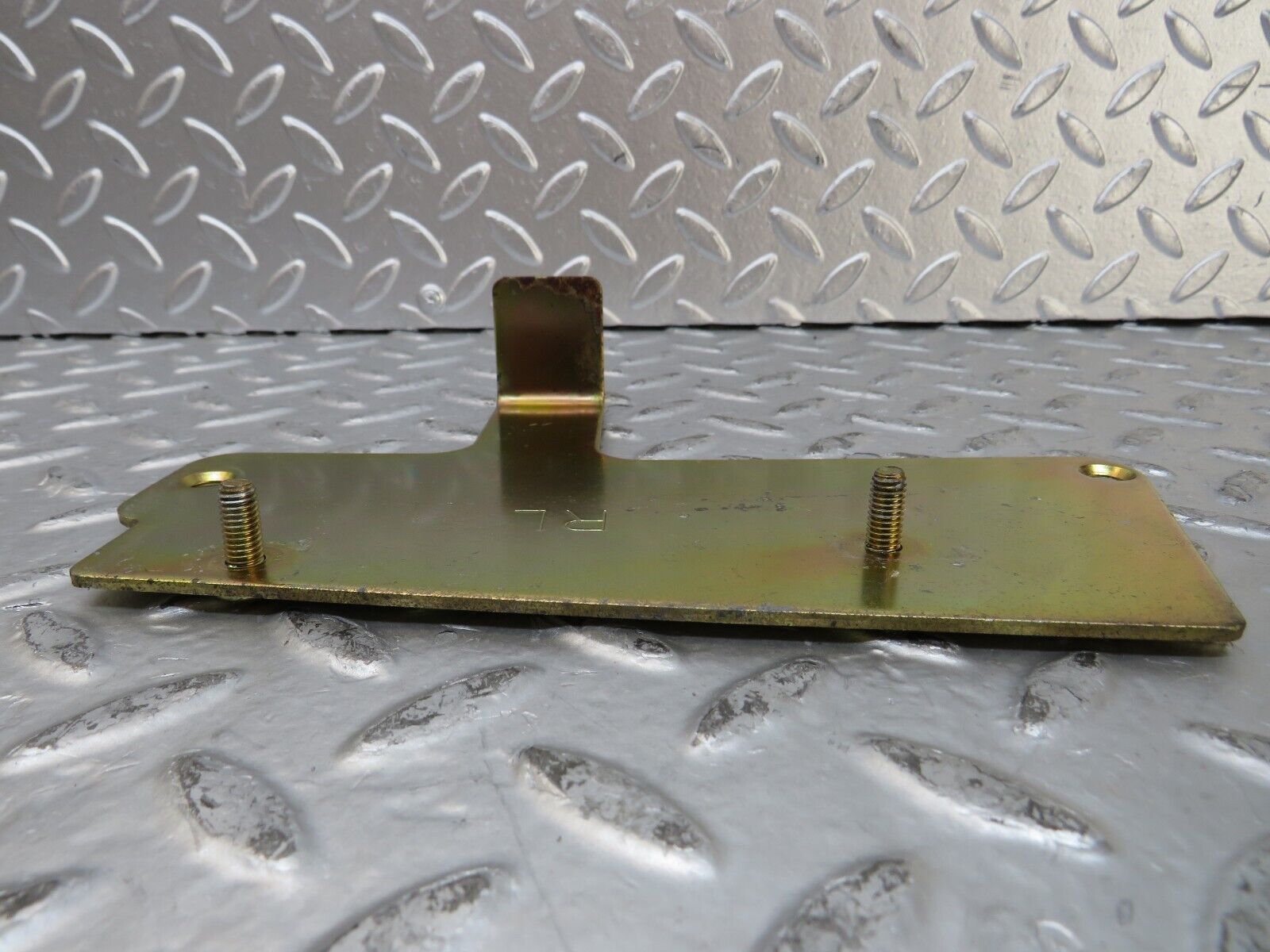 26544 Mercedes-Benz C124 220CE Engine Control Unit Bracket