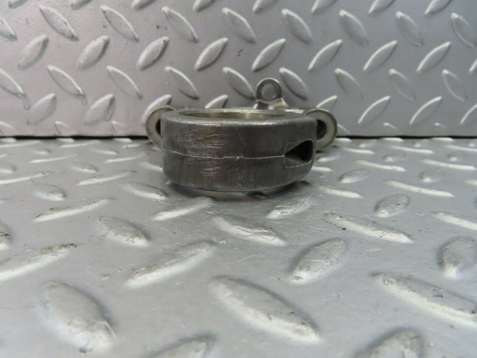 8976 Mercedes-Benz W108 Camshaft Tower Bearing 1140510016