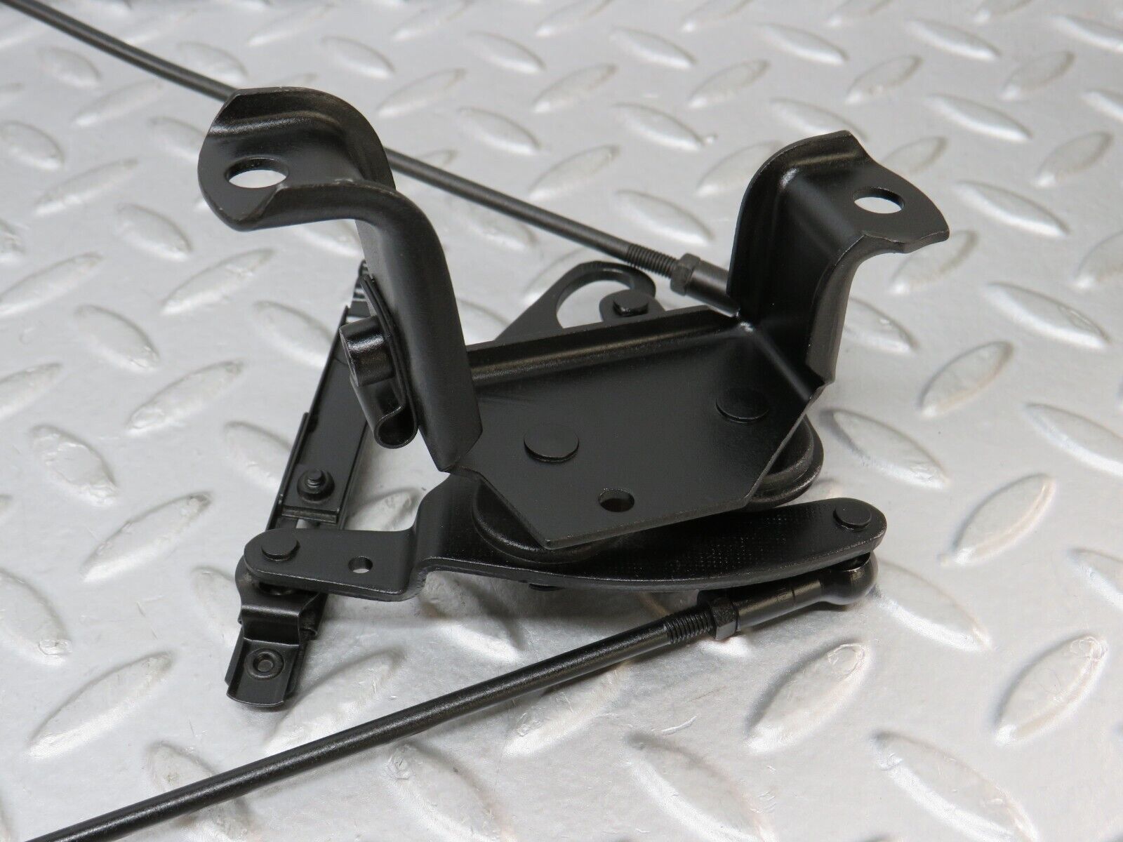 36361 Mercedes-Benz W126 420SE Accelerator Throttle Linkage