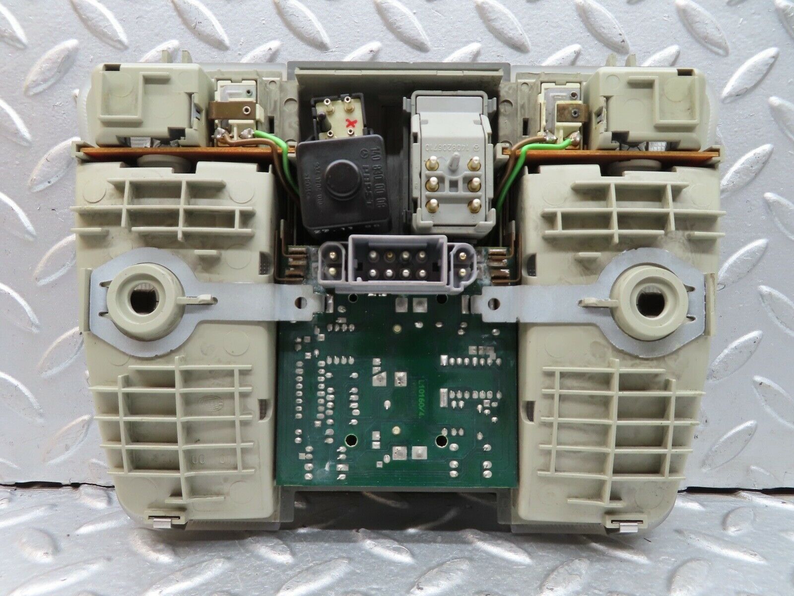 19338 Mercedes-Benz C140 CL420 Coupe Front Dome Light 1408200001