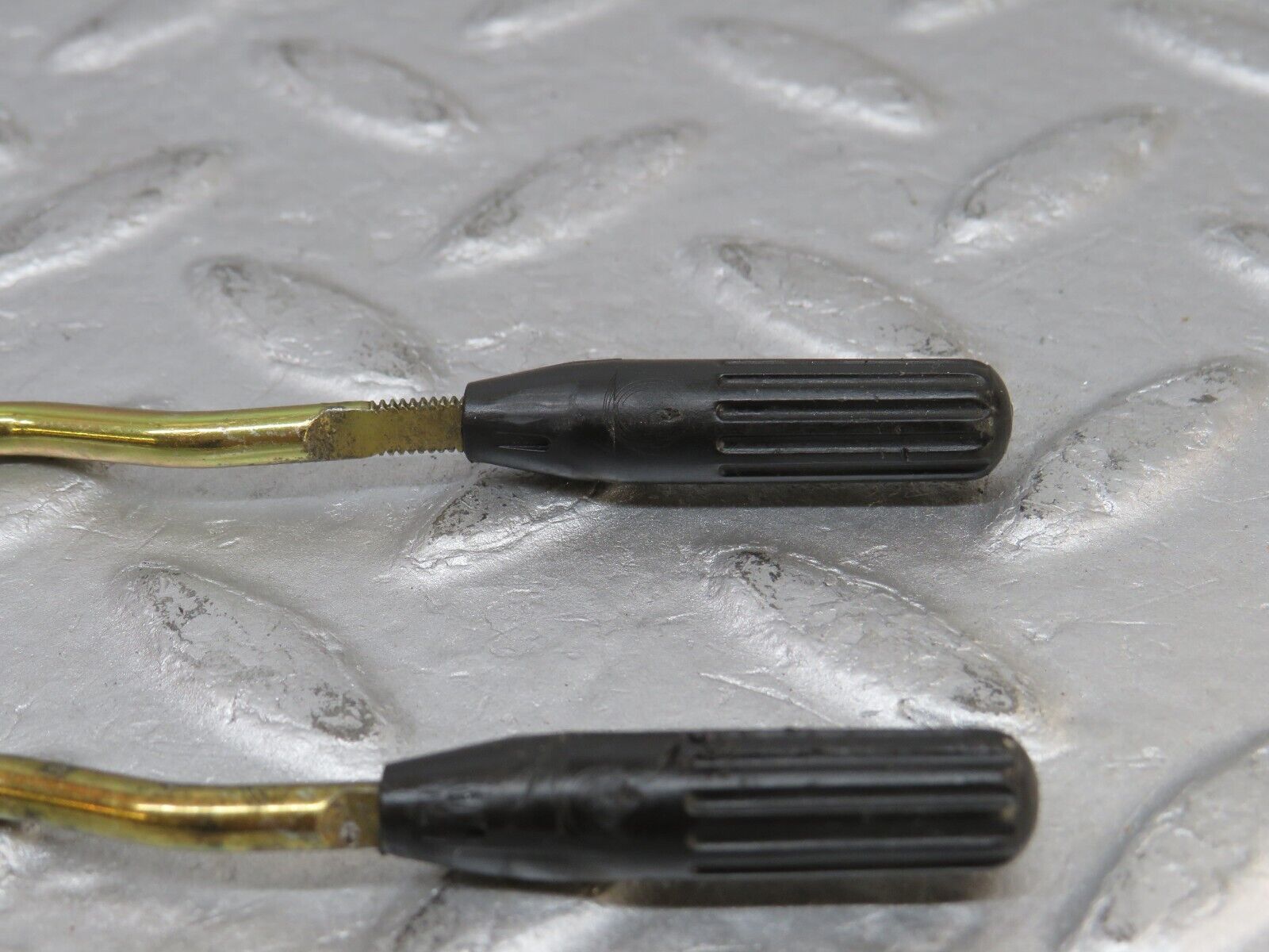 36638 Mercedes-Benz W201 190E 2.0L Front Door Lock Knob Pair