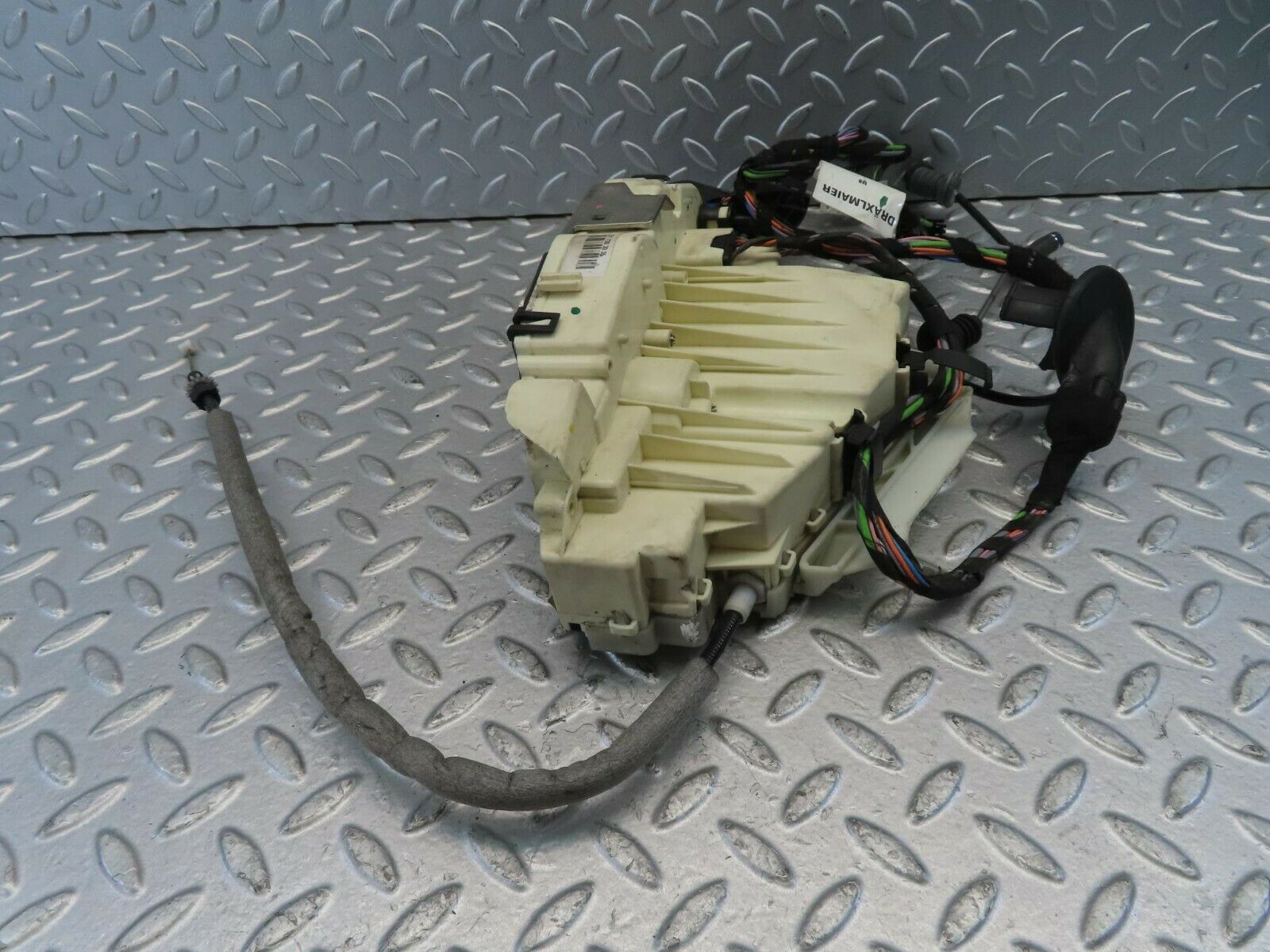 11179 Mercedes-Benz W221 S320 Rear Right Soft Close Door Lock 2217303035