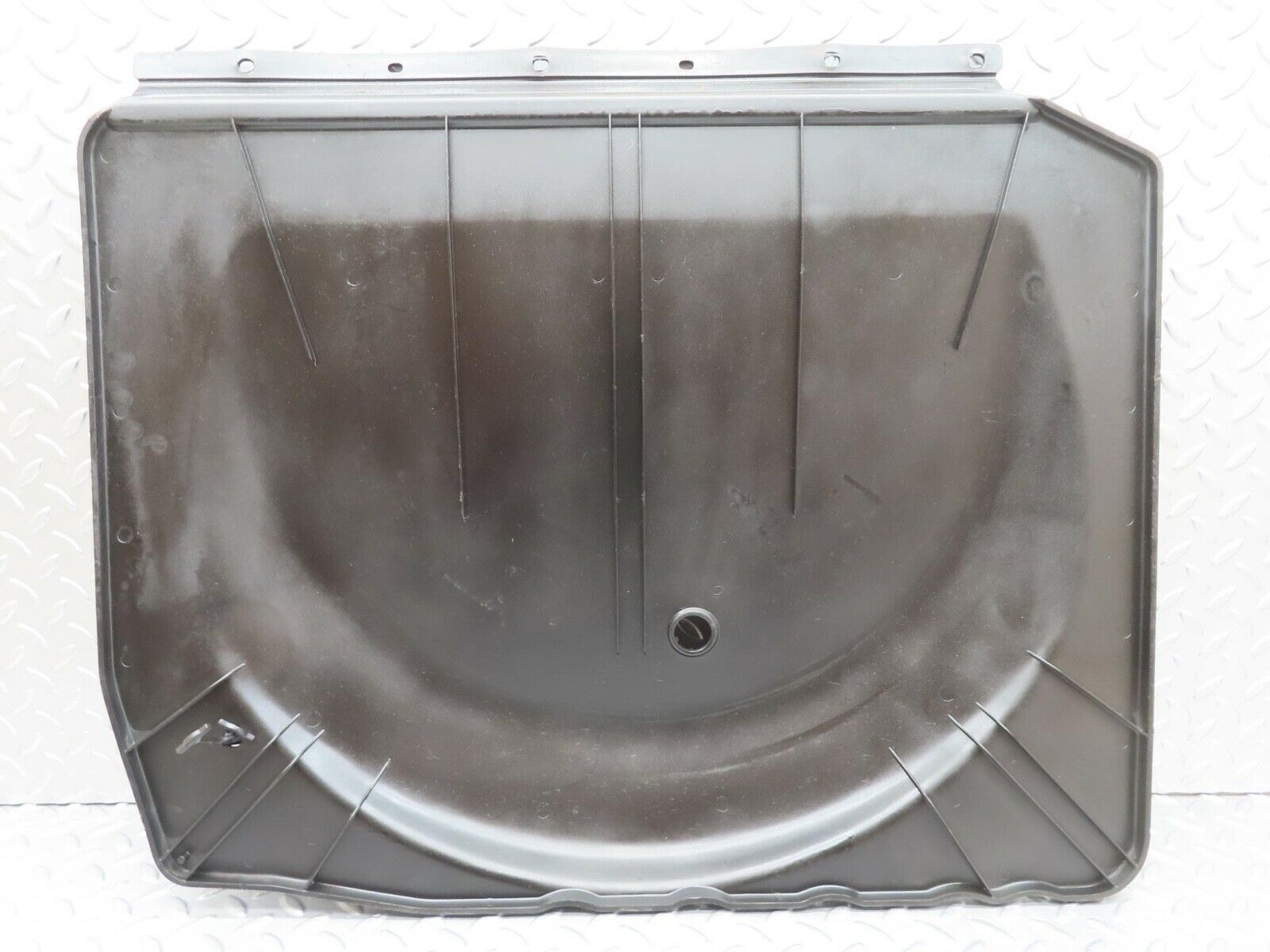 14128 Mercedes-Benz C107 280SLC Spare Wheel Cover 1076930033