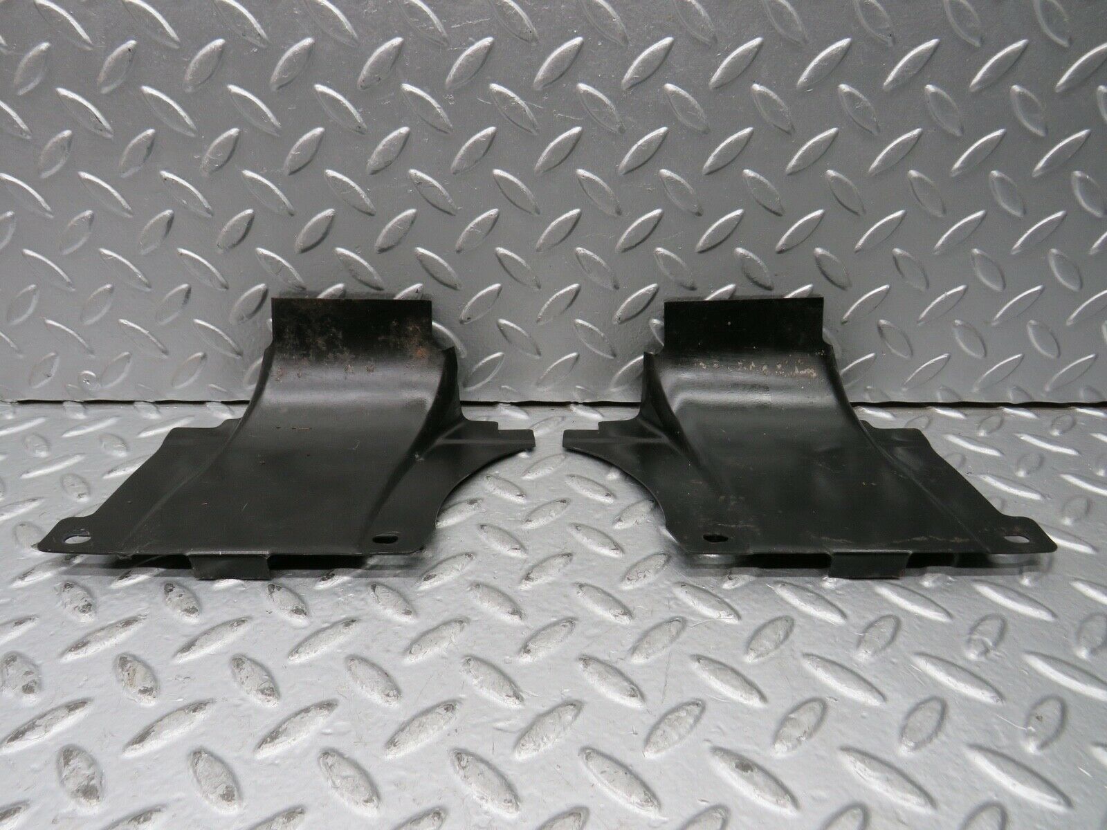 21776 Mercedes-Benz W126 300SE Rear Cable Channel Pair