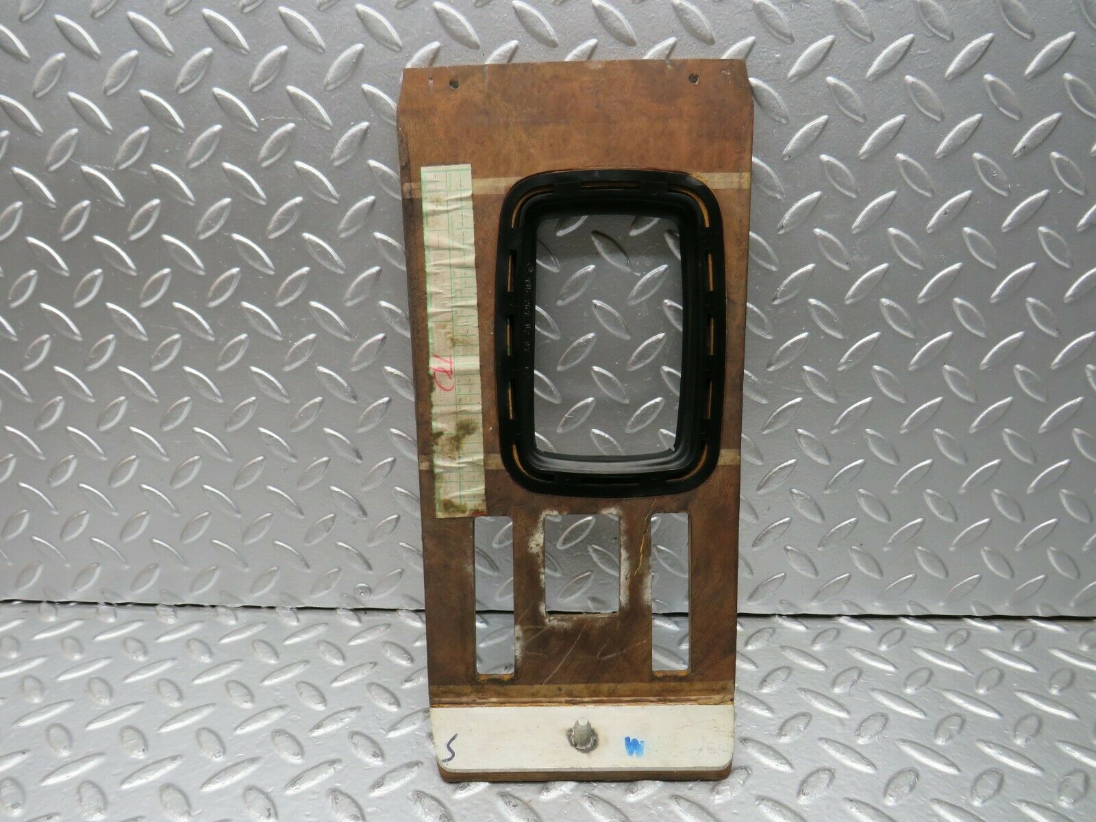 22834 Mercedes-Benz C107 450SLC Coupe Centre Console Gear Shift Cover Panel