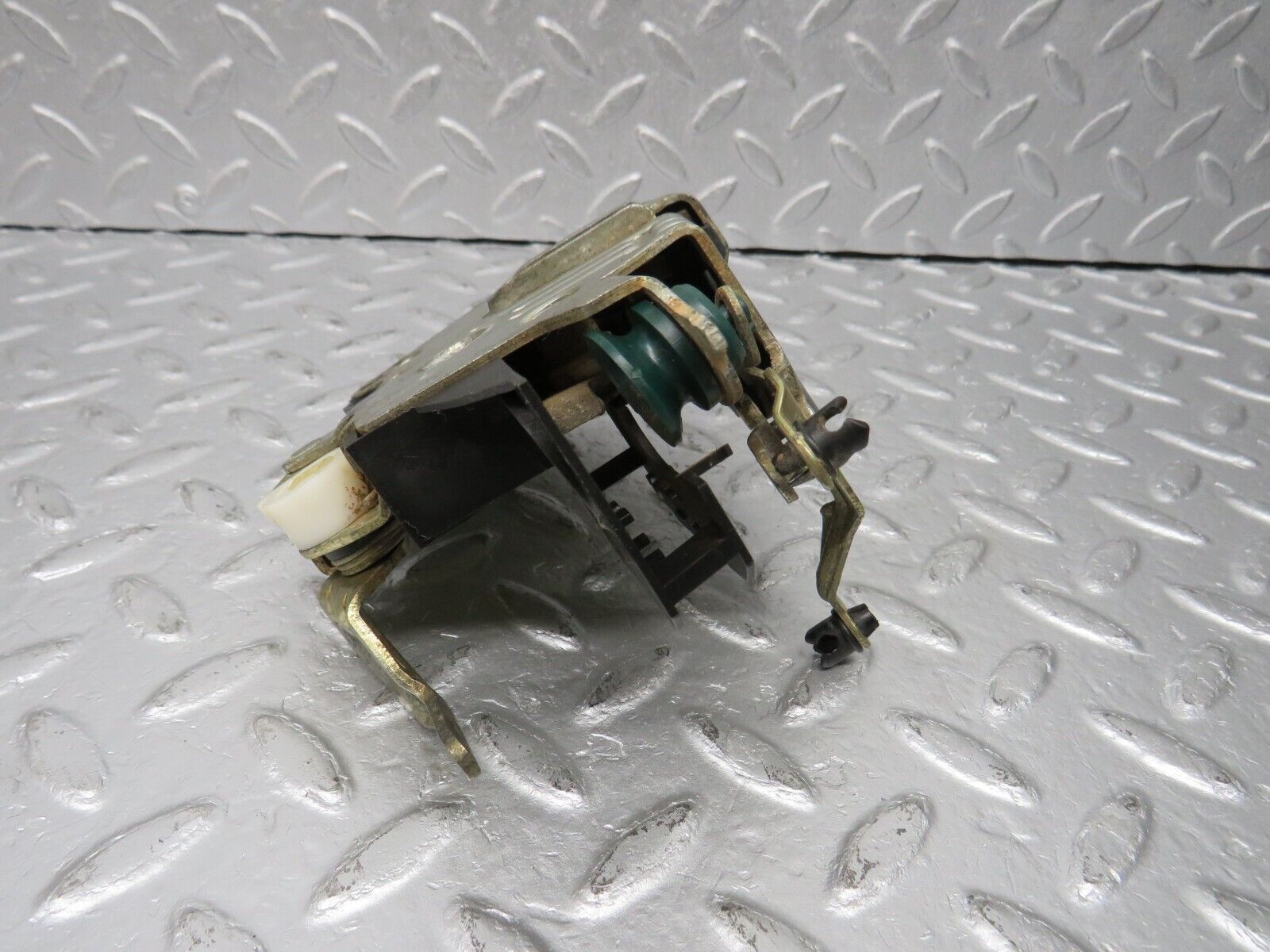 39464 Mercedes-Benz R129 320SL Coupe Right Door Lock Mechanism 1298212651