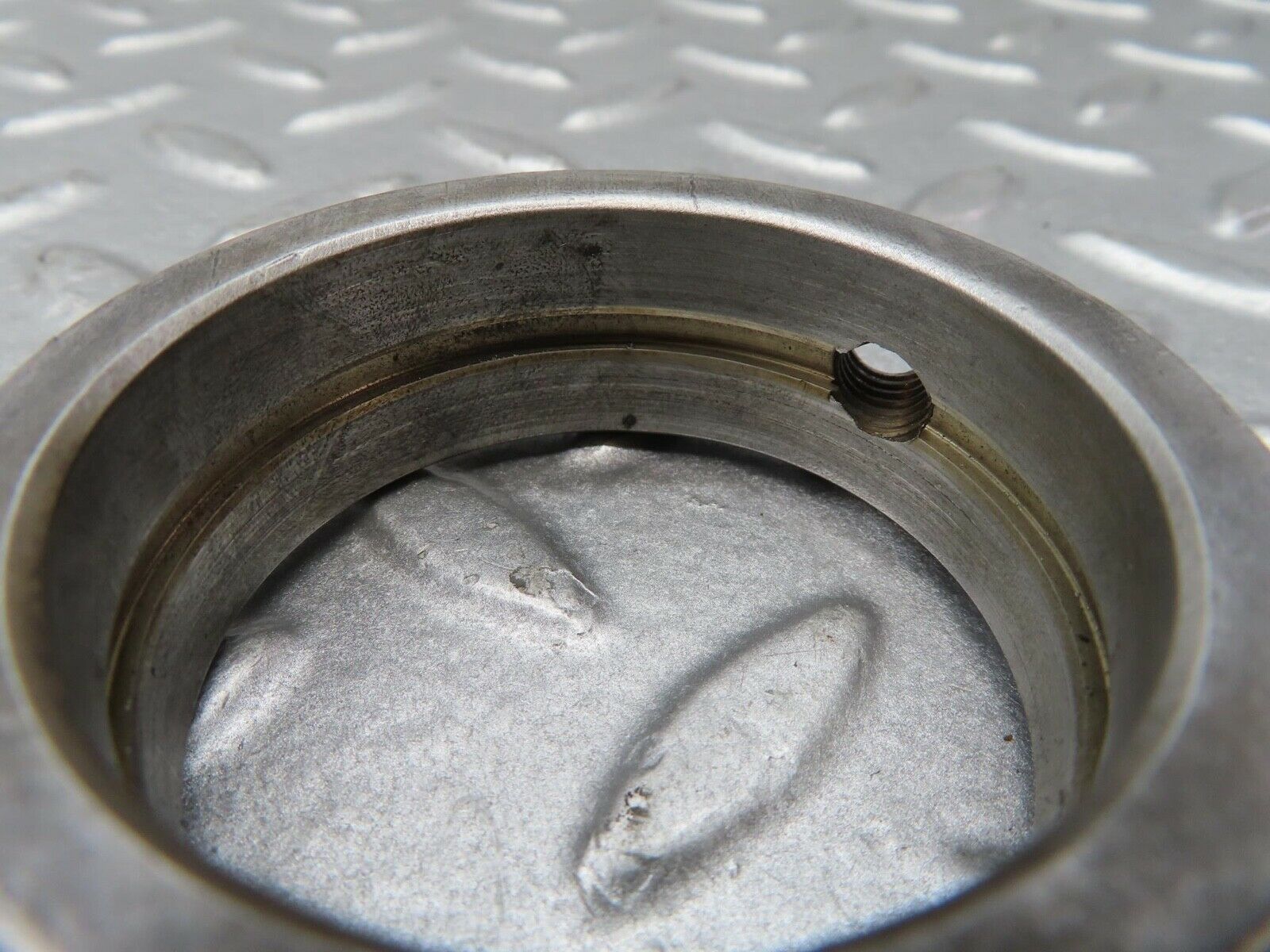 13351 Mercedes-Benz C107 350SLC Coupe Camshaft Tower Bearing 1160512112