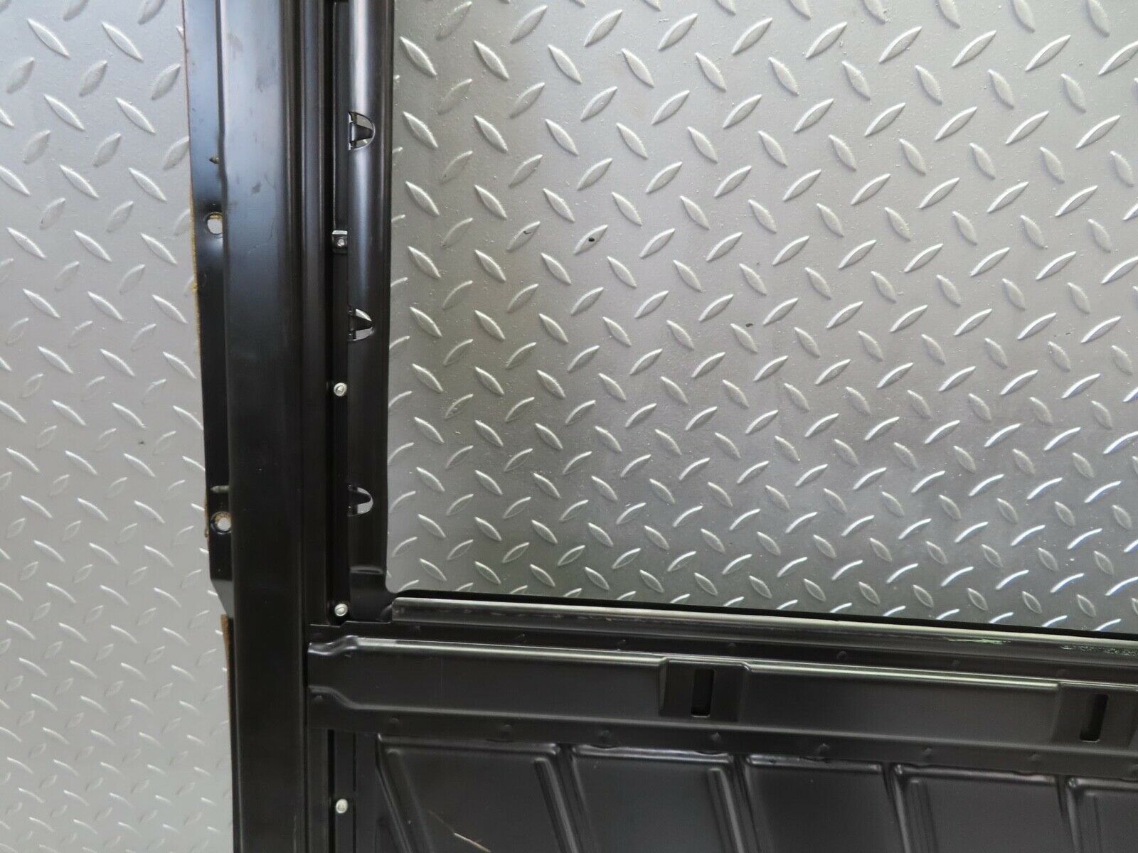 14796 Mercedes-Benz W201 190E Power Sunroof Frame