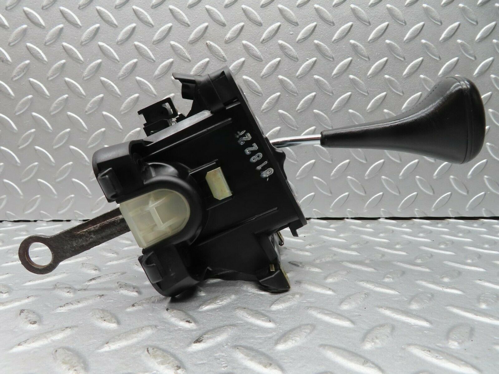 16287 Mercedes-Benz W124 260E Gear Shift Selector 1242670206