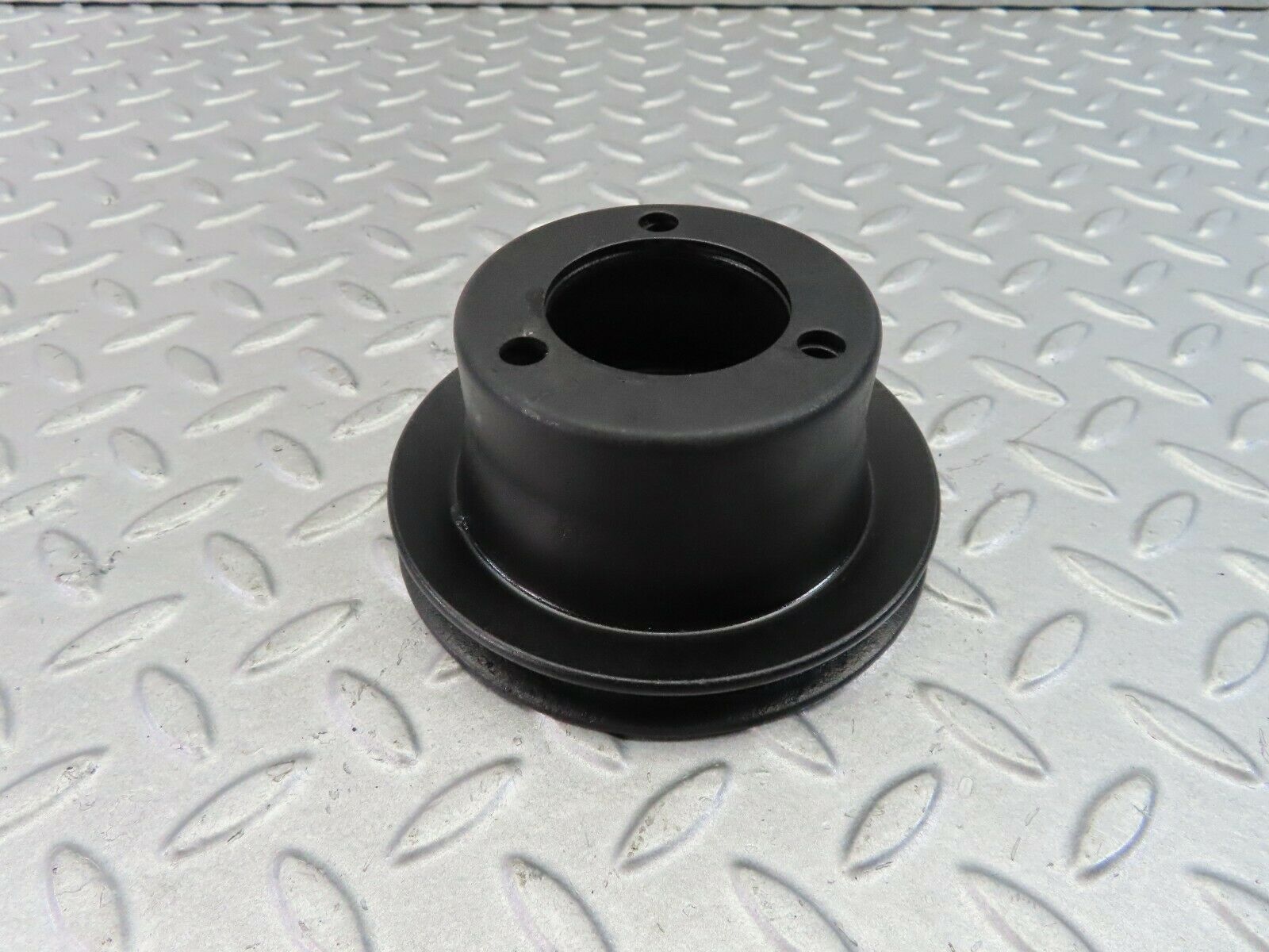 7993 Mercedes-Benz W115 220D Crankshaft Pulley