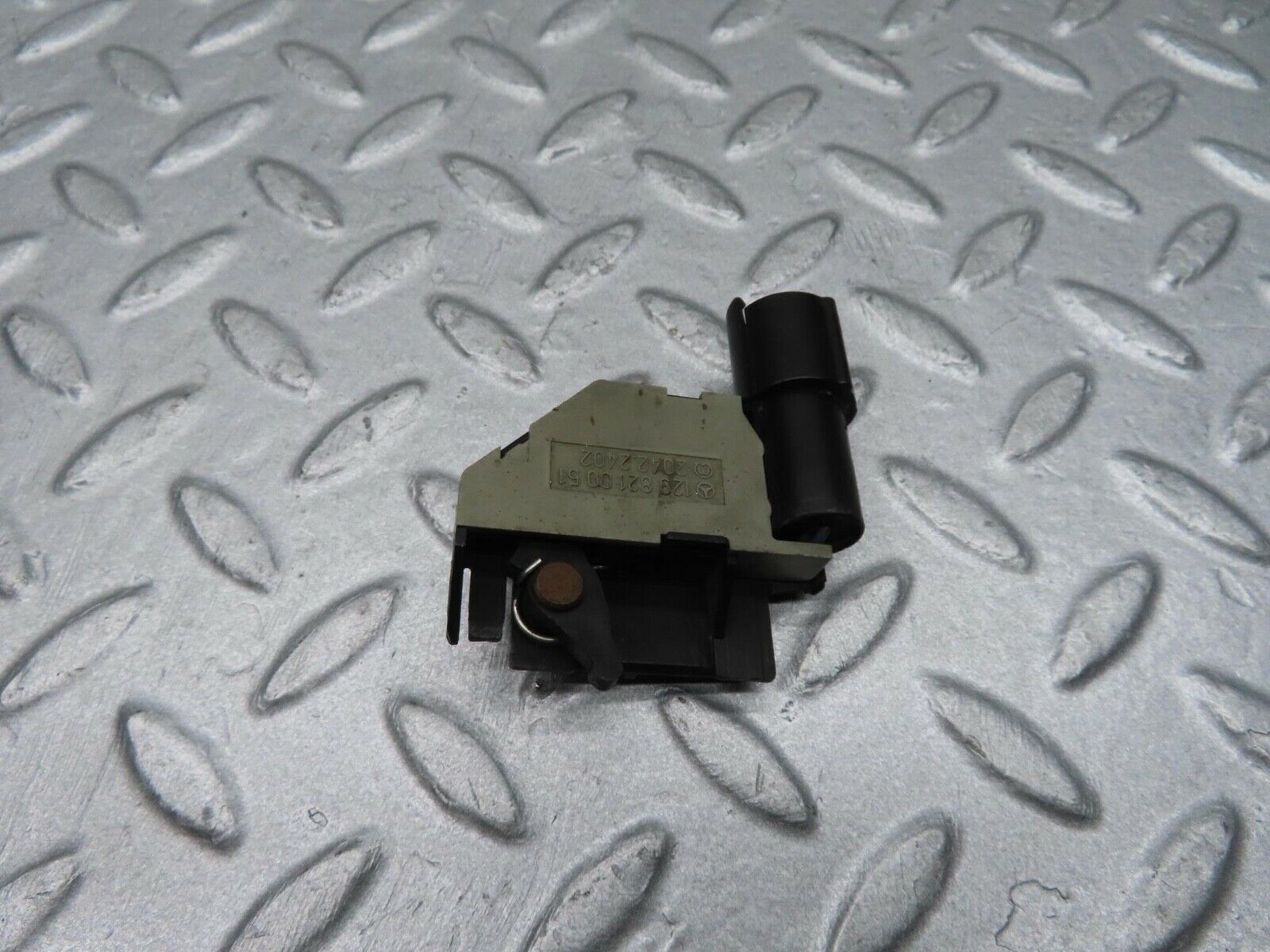 12020 Mercedes-Benz R129 300SL Coupe Bonnet Alarm Switch 1298210051