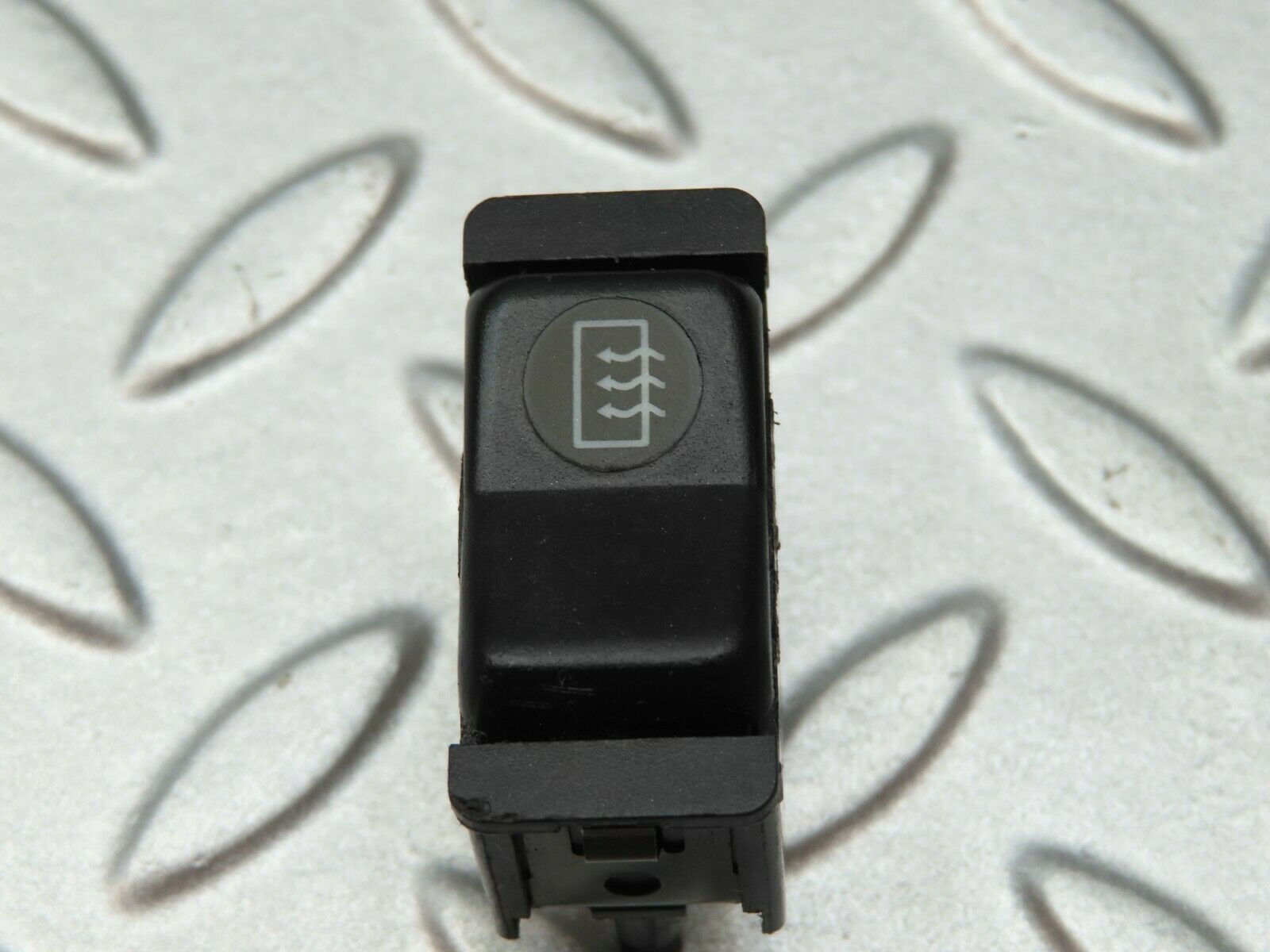 4444 Mercedes-Benz W123 230E Rear Heated Window Switch 0008206010