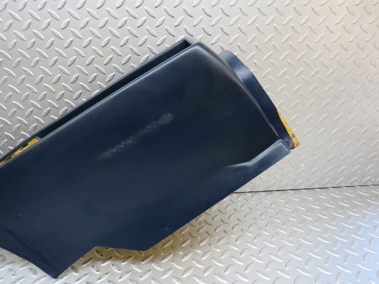 31925 Mercedes-Benz W123 230E Centre Console Blue