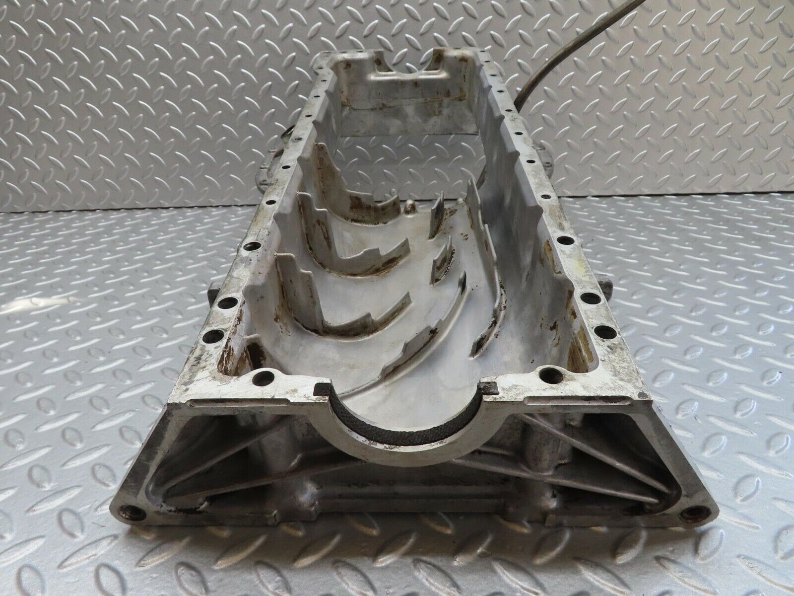 16015 Mercedes-Benz W123 280E Oil Pan Oil Sump 1100140702