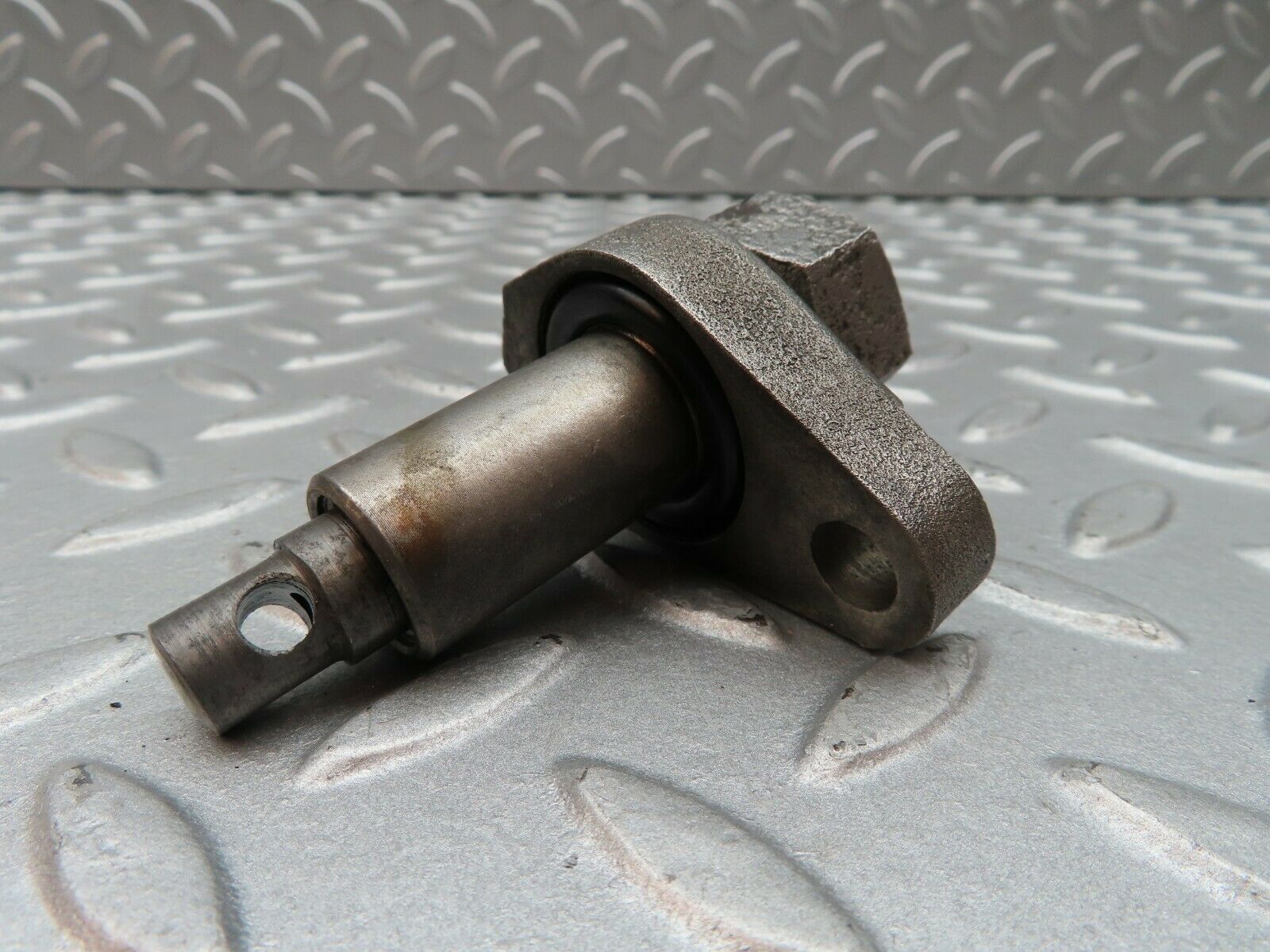 3617 Mercedes-Benz W108 280SE Timing Chain Tensioner