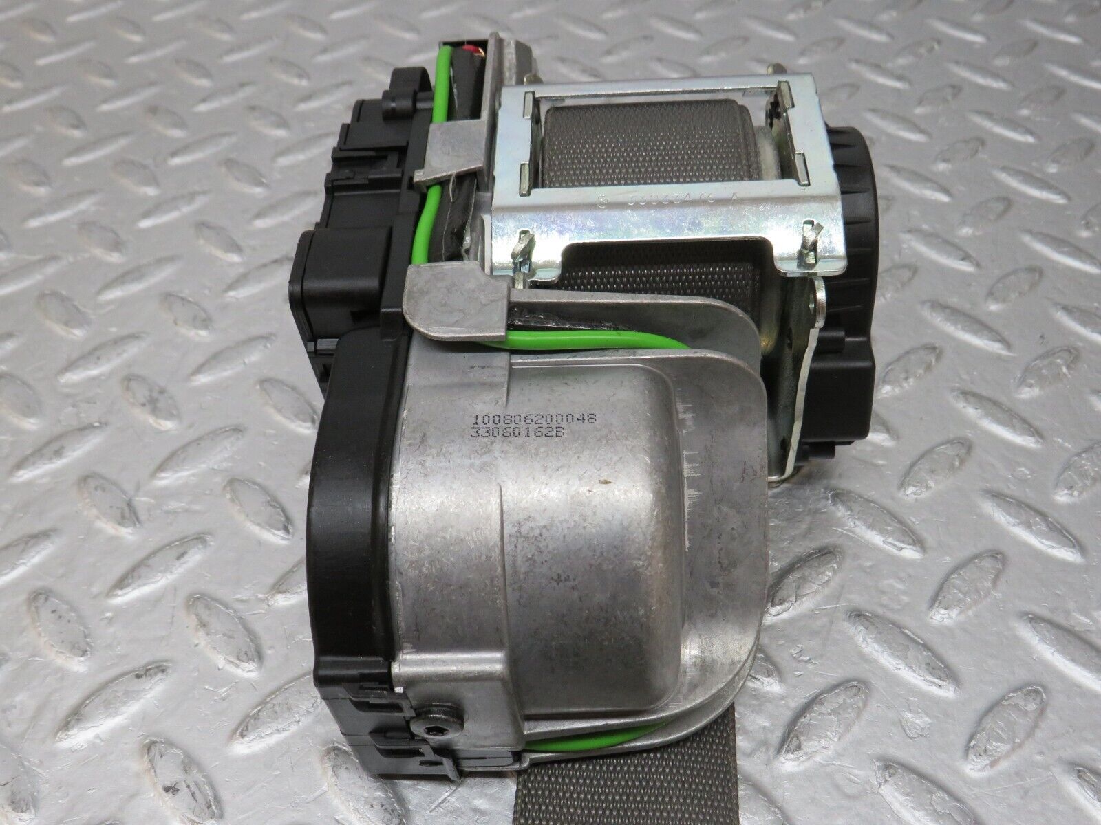 35278 Mercedes-Benz W221 Front Left Seat Belt 2218603185