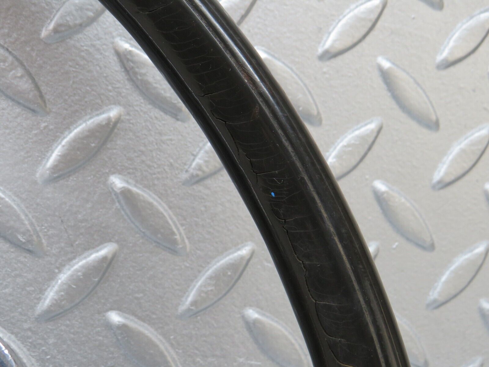 35679 Mercedes-Benz W108 Steering Wheel