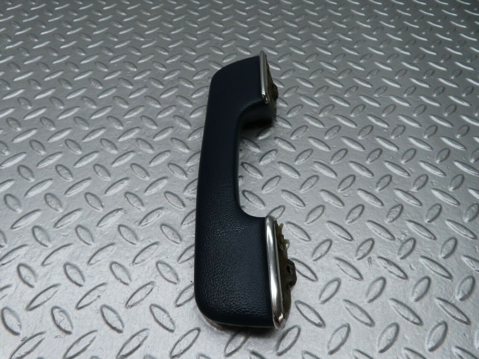 17909 Mercedes-Benz W123 200 Rear Left Interior Door Handle Blue 1239701101