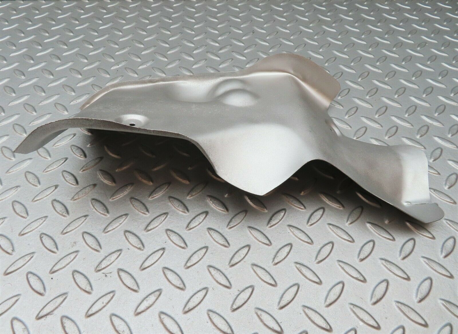 3996 Mercedes-Benz S123 200T Wagon Exhaust Heat Shield