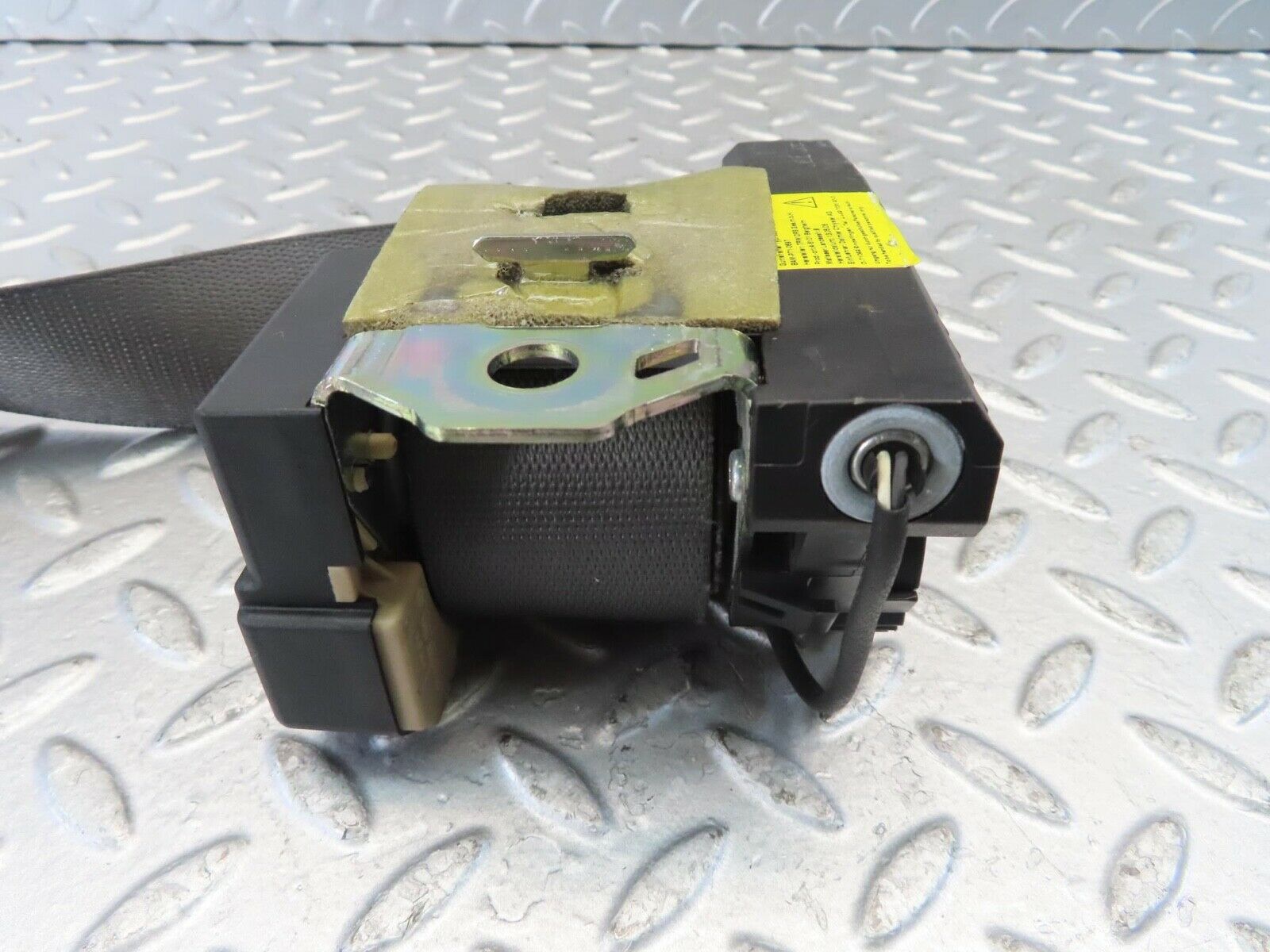 11213 Mercedes-Benz W221 S320 Rear Right Seat Belt 2218600485