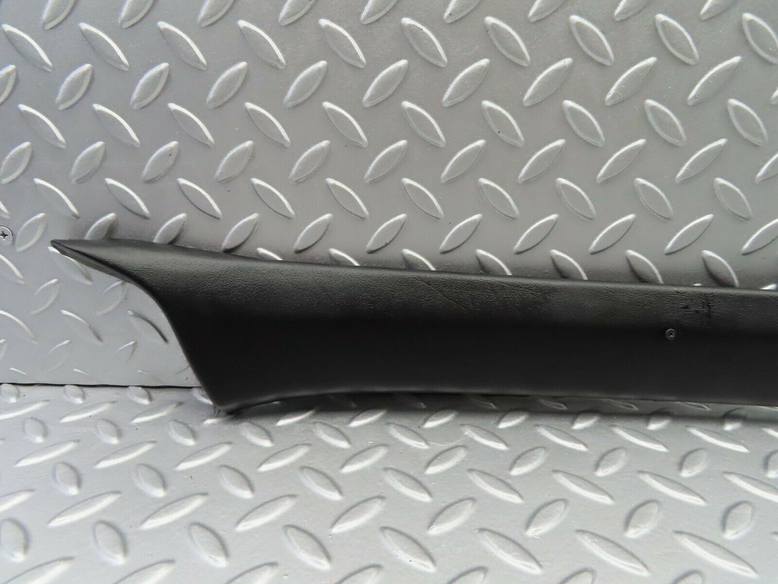 6479 Mercedes-Benz S124 E220 Wagon A Pillar Cover Right Side Black 1246920489