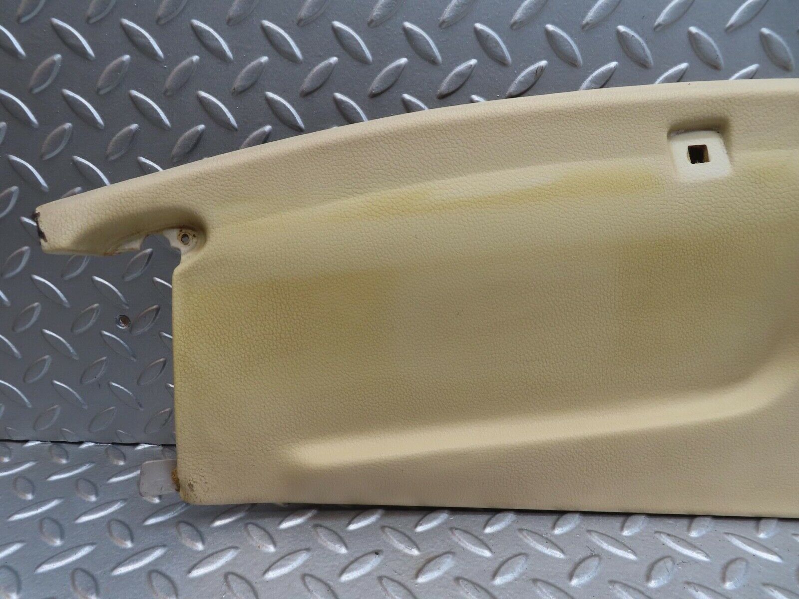 13892 Mercedes-Benz C107 280SLC Headlining Roof Panel