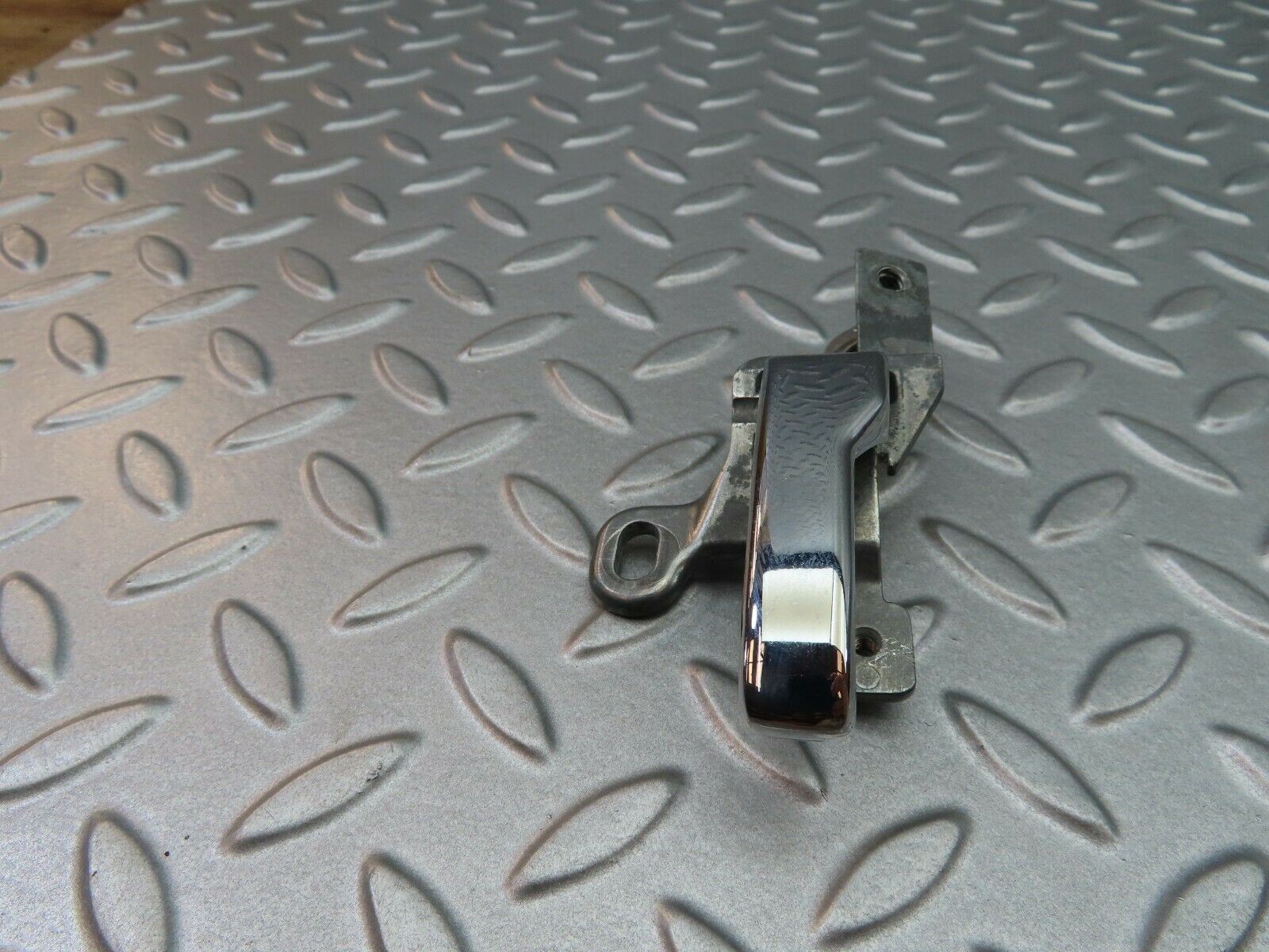 5810 Mercedes-Benz W123 200 Left Interior Door Handle 1237600161