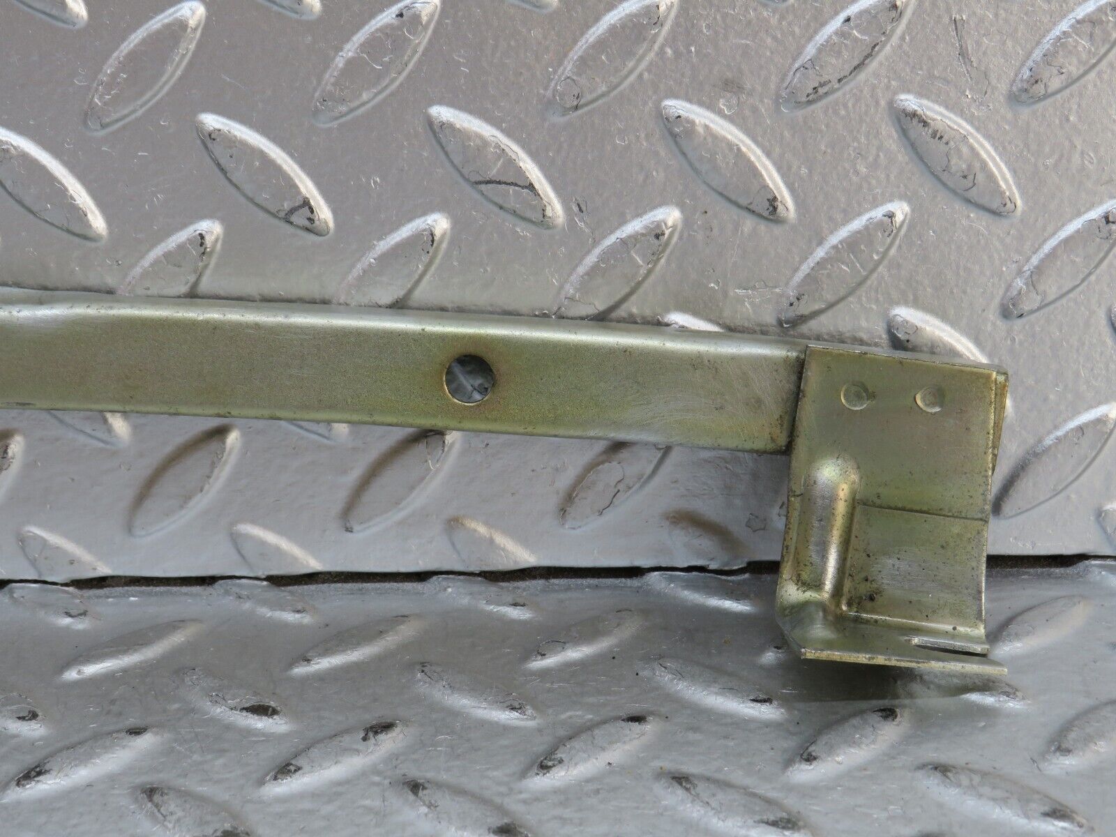 28276 Mercedes-Benz S123 240D Wagon Rear Left Window Channel