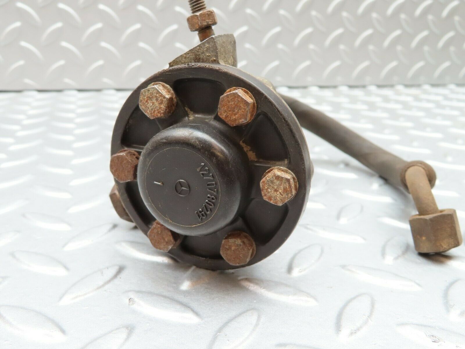 3402 Mercedes-Benz W108 280SE Fuel Backflow Damper Regulator 1270700268