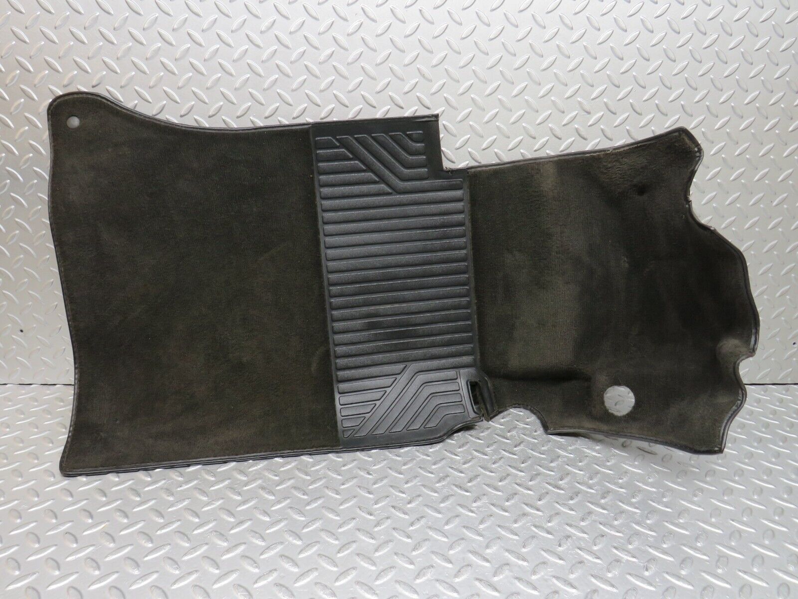 37937 Mercedes-Benz A124 320E Cabriolet Front Right Floor Carpet Black