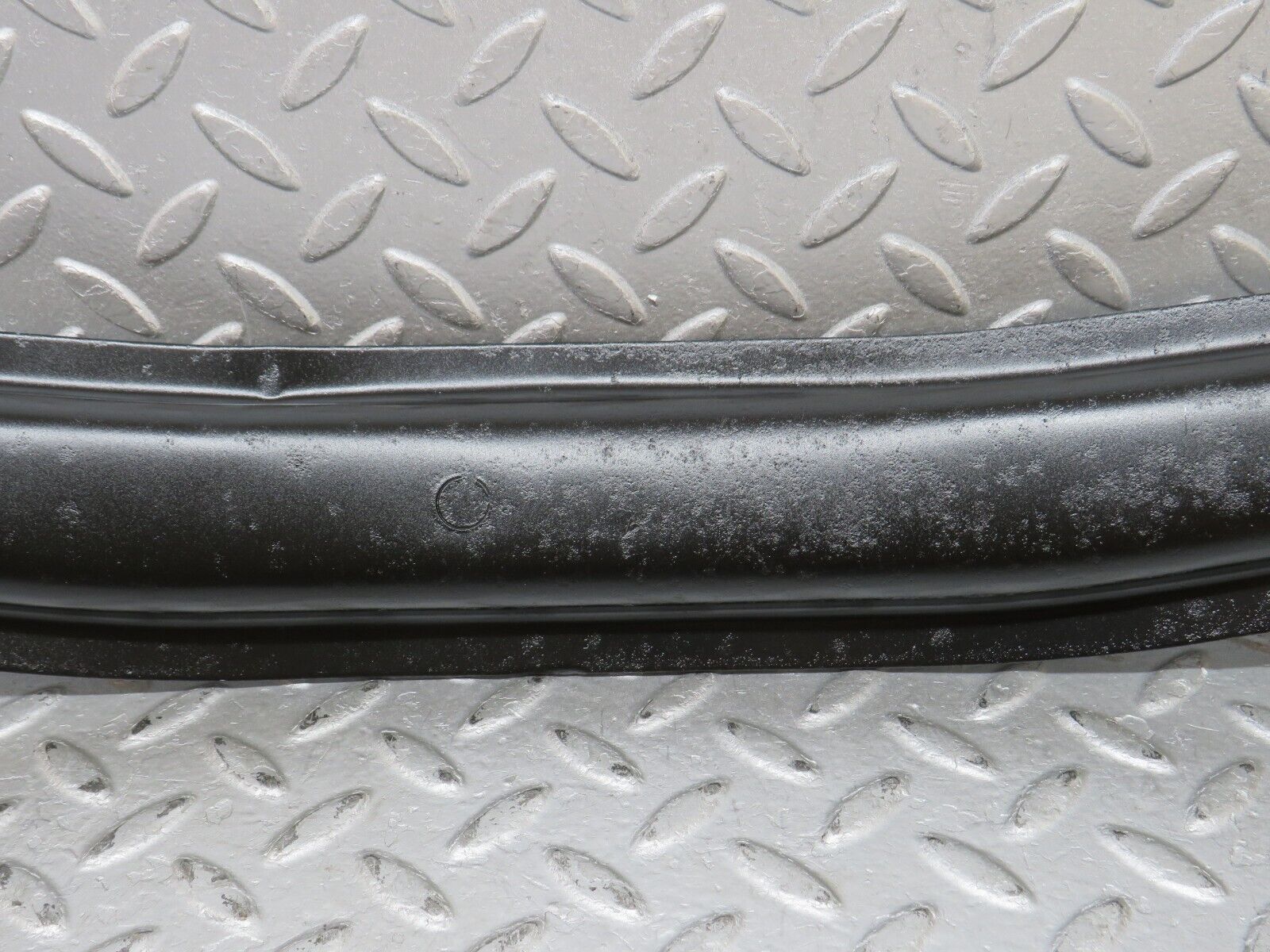 36370 Mercedes-Benz W126 420SE Engine Mount Bracket Support