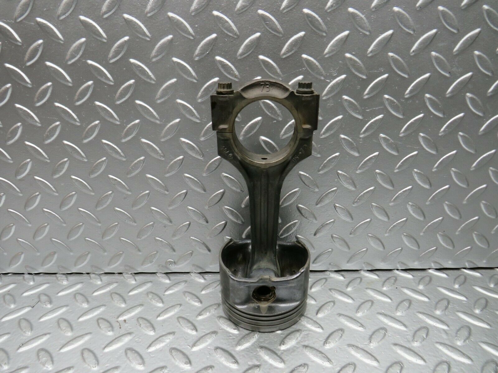 22470 Mercedes-Benz C124 E220 Coupe Piston With Connecting Rod 89.9 mm