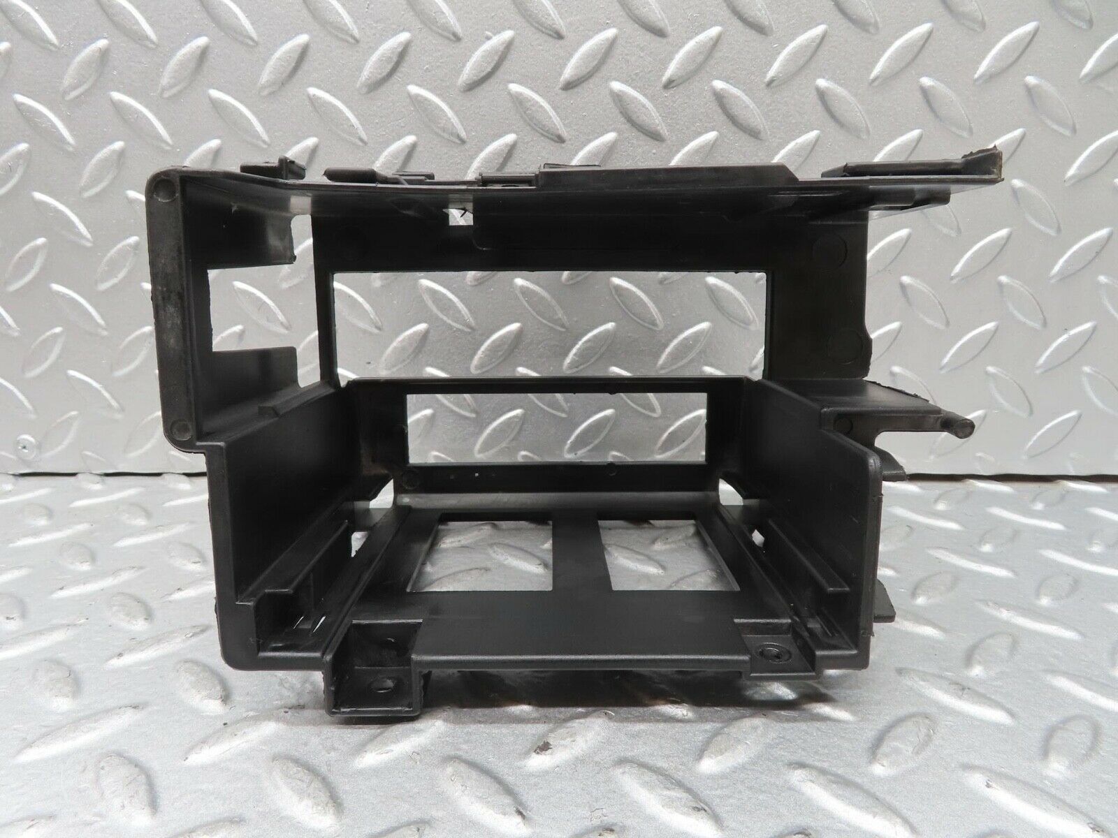 14680 Mercedes-Benz W201 190E ECU Bracket 2015461743